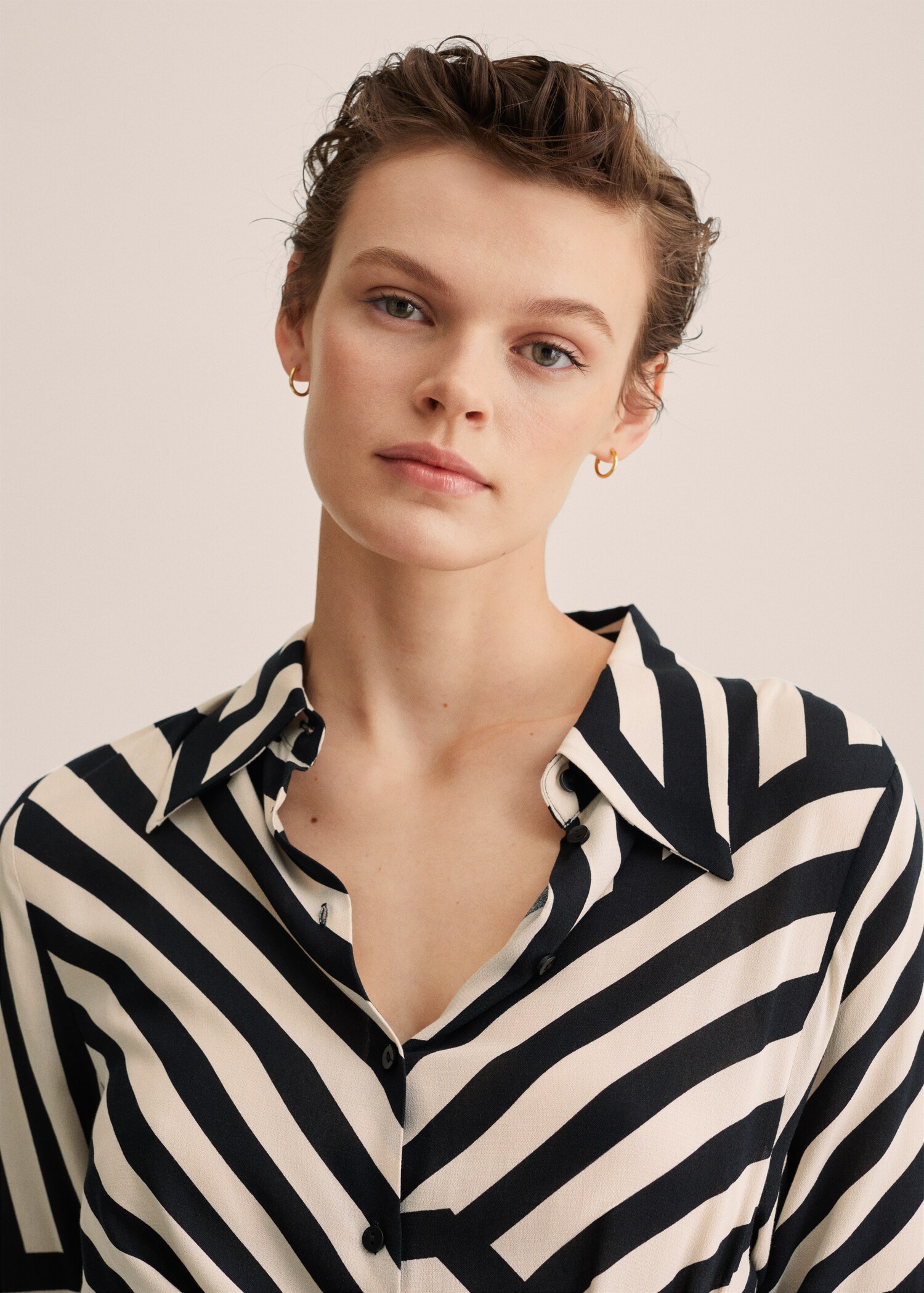 Striped shirt dress - Details of the article 1