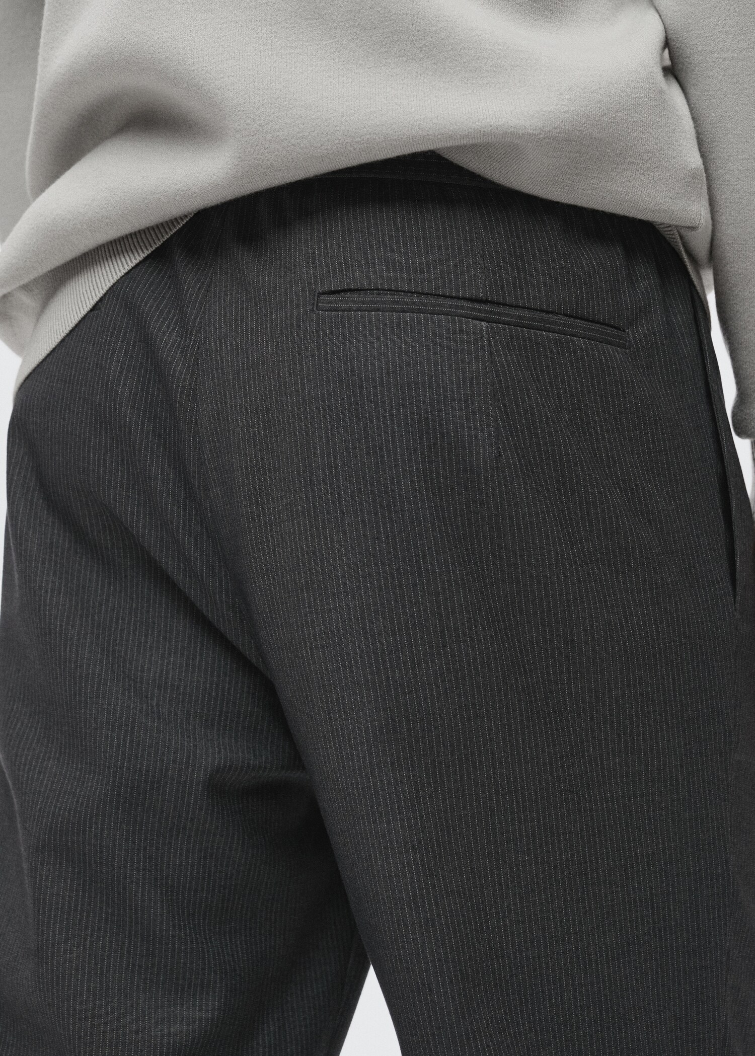 Kalhoty jogger s tenkým proužkem - Detail zboží 3