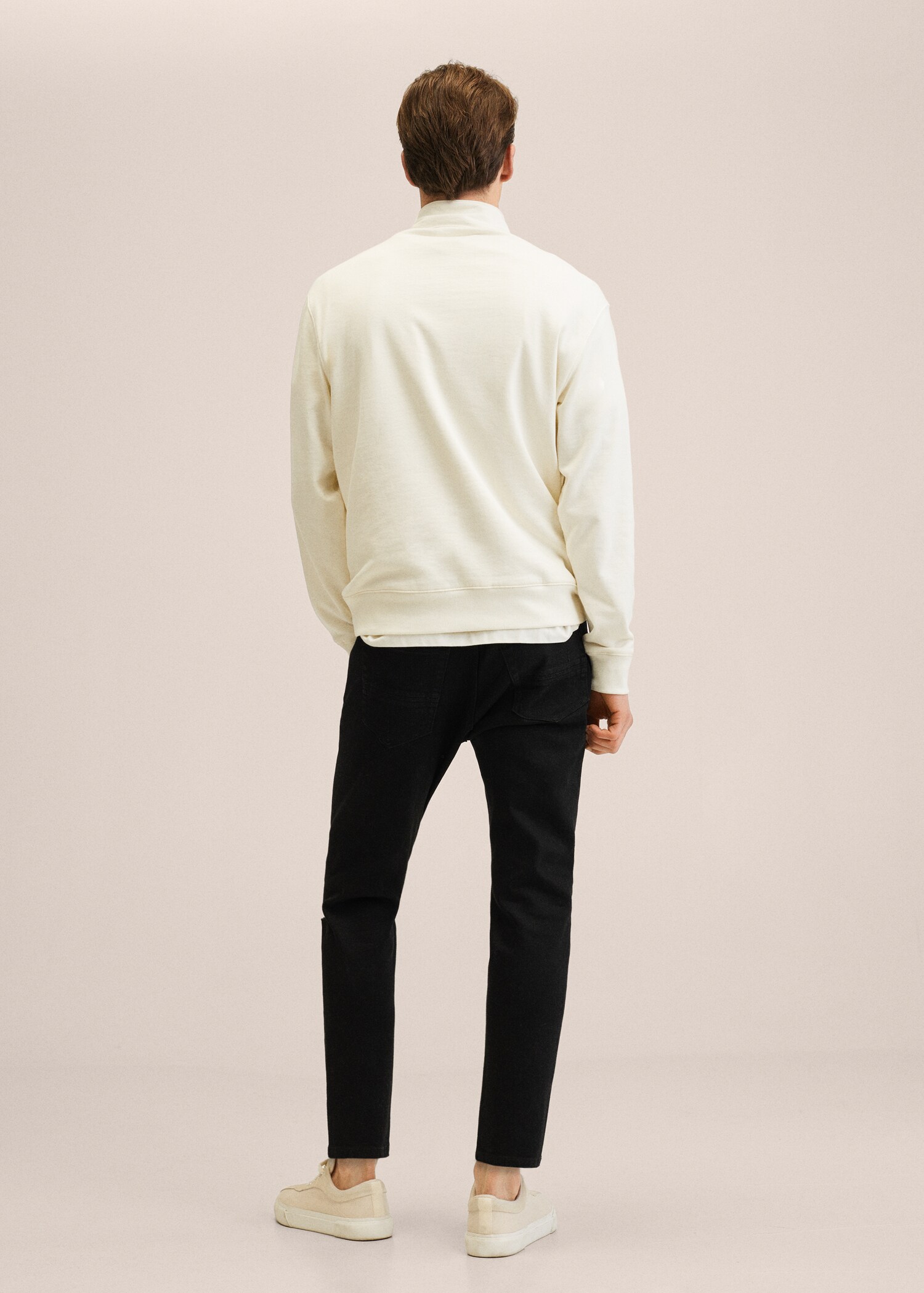 Tapered fit farmer hasításokkal - A cikk hátulja