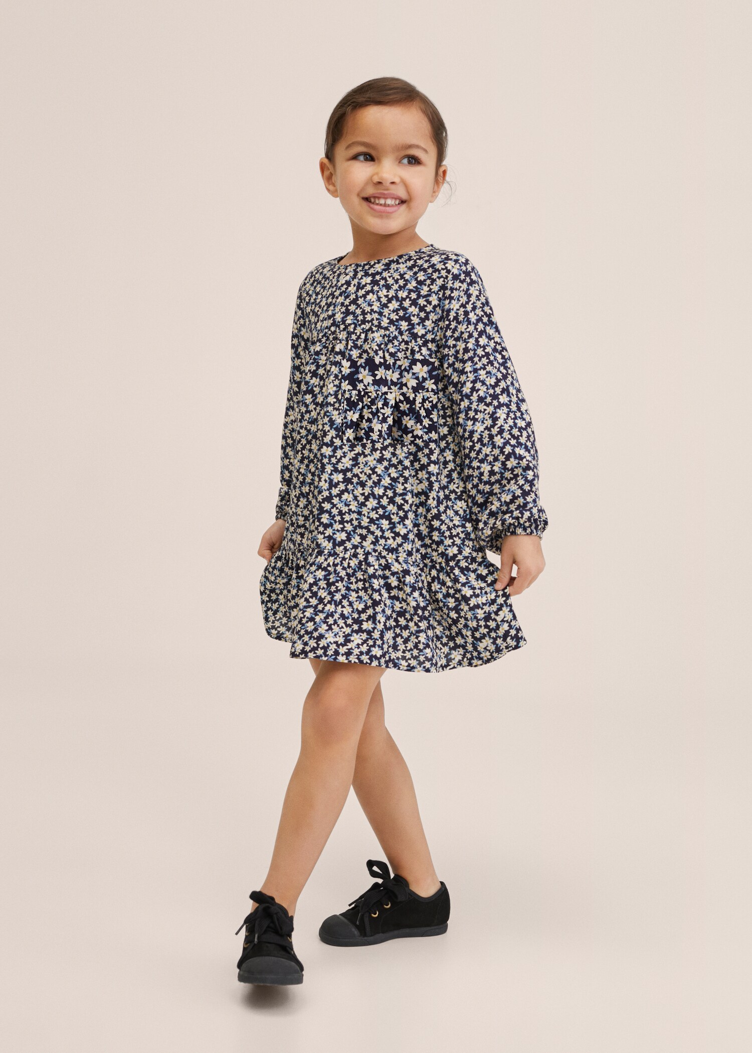 Vestido estampado floral - Plano medio