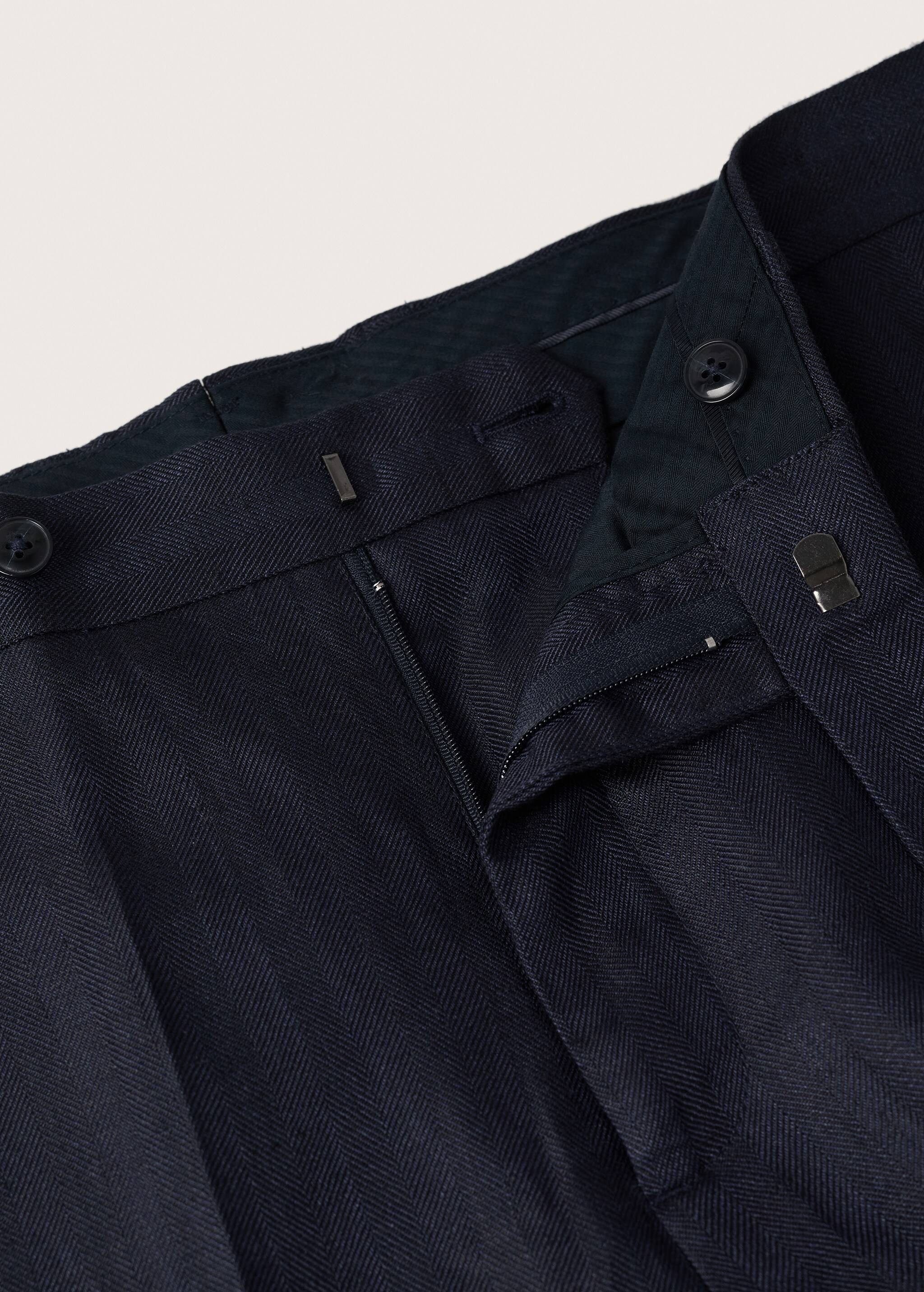  Linen suit trousers - Details of the article 8