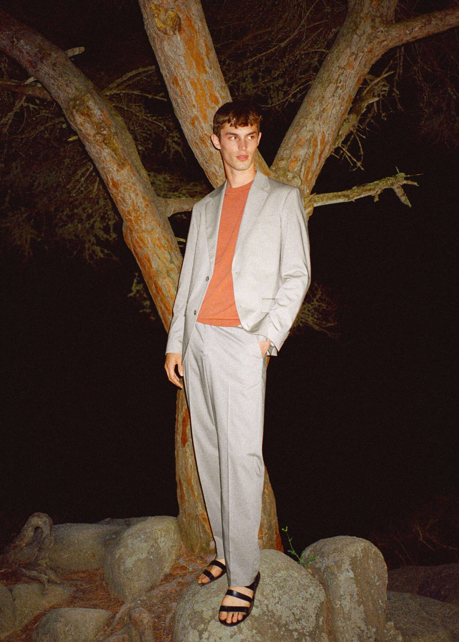Regular fit suit trousers - Details of the article 9
