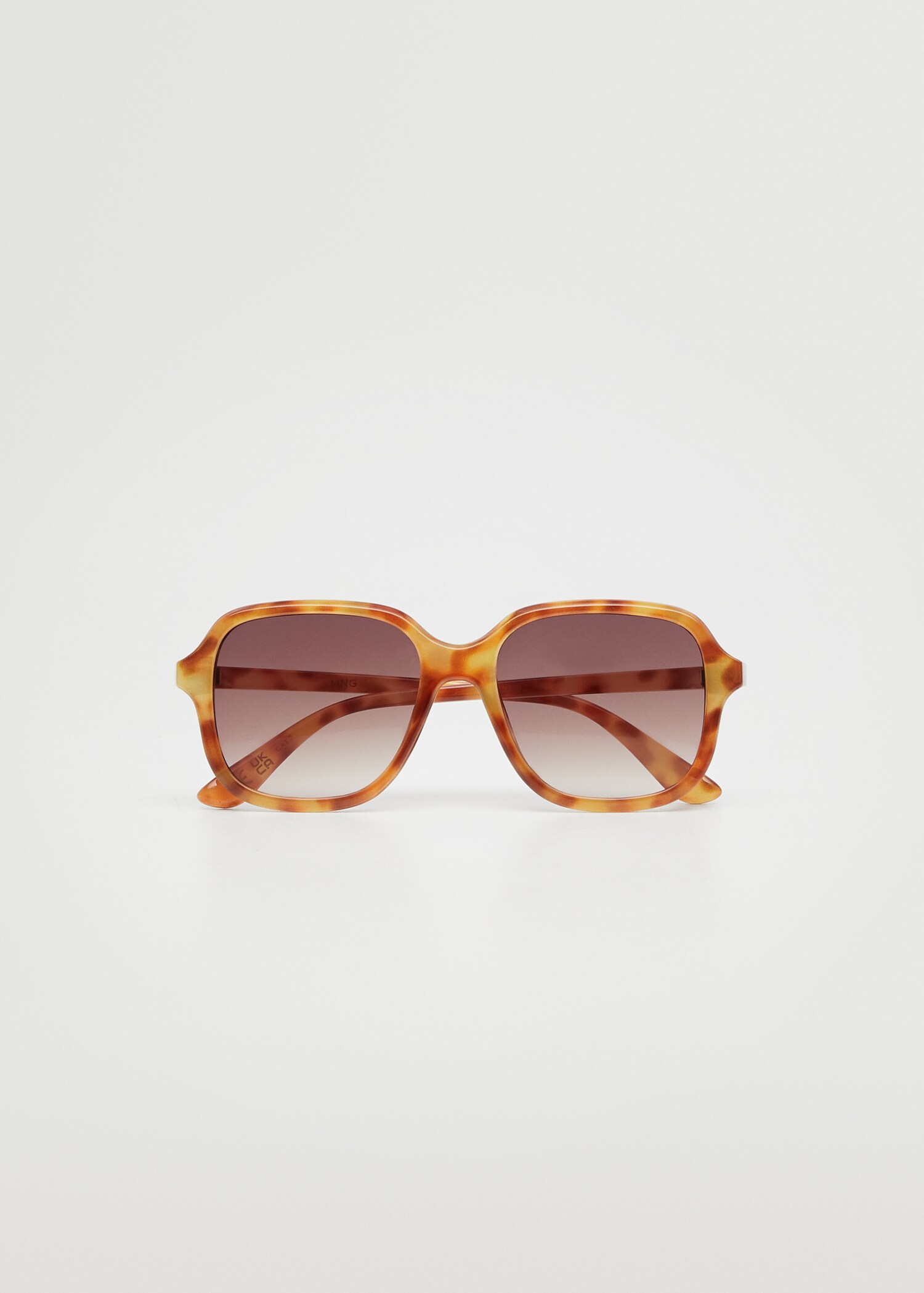 Resin frame sunglasses - Article without model