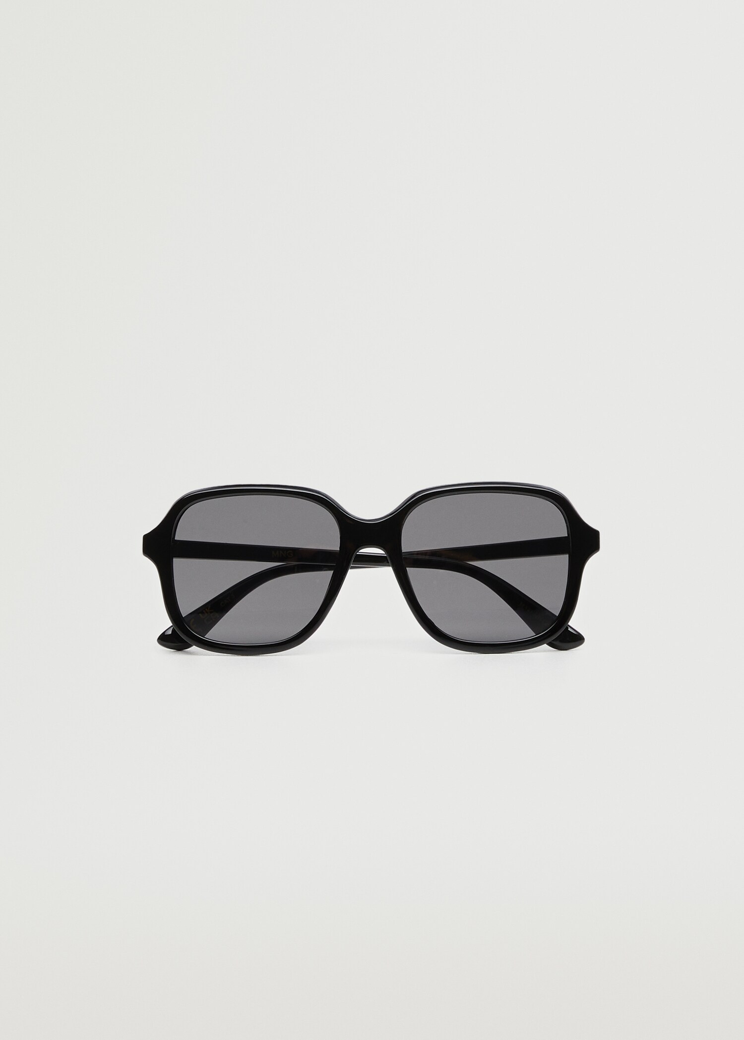 Resin frame sunglasses - Article without model