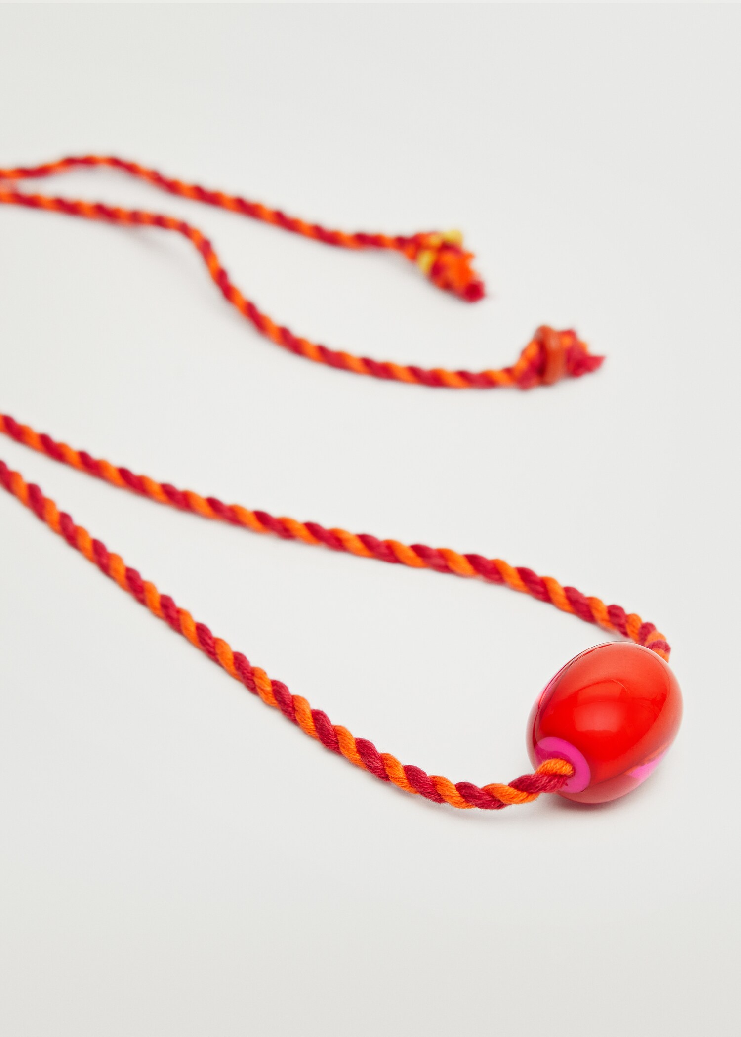 Resin pendant necklace - Medium plane