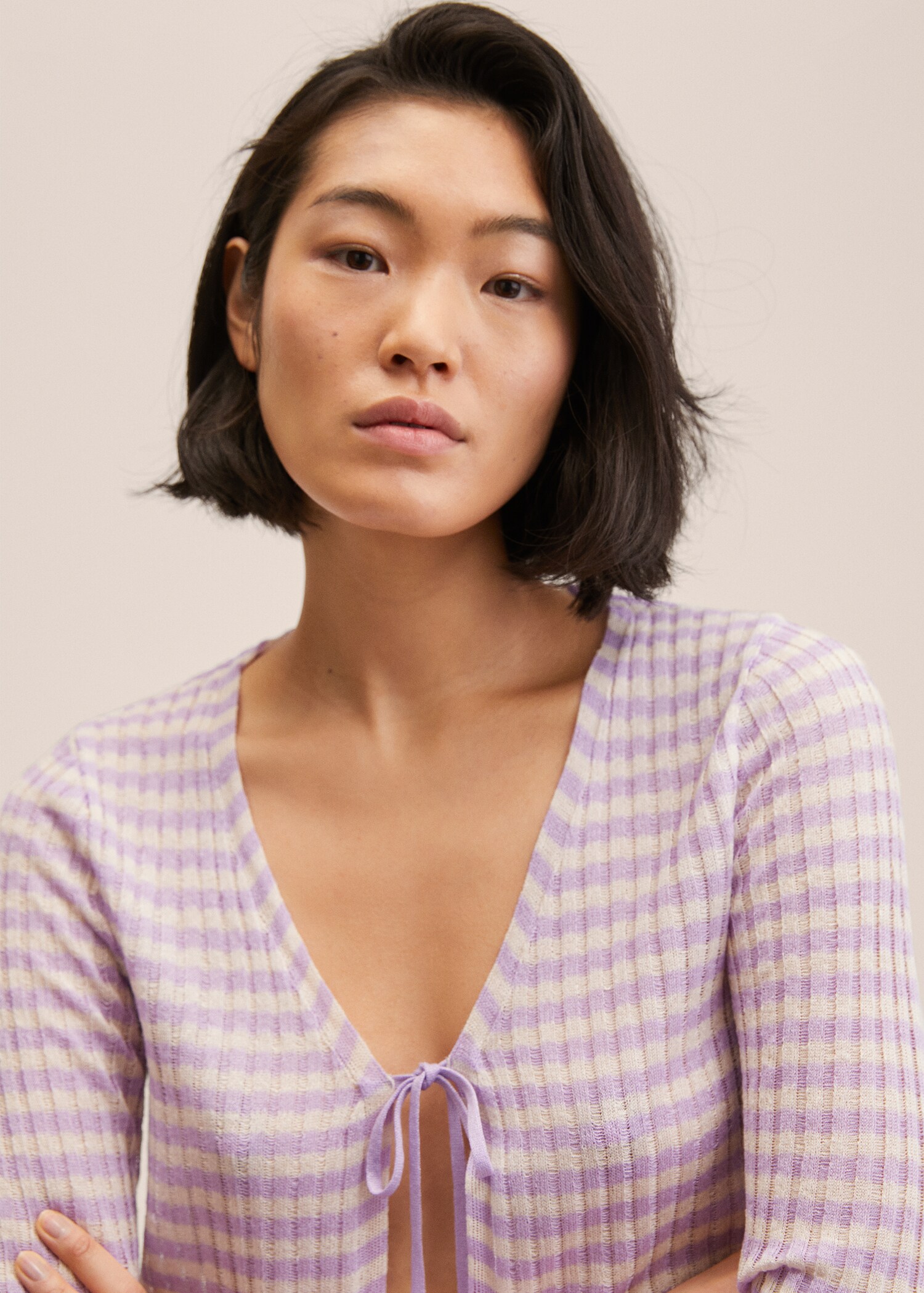 Knitted cropped cardigan - Details of the article 1