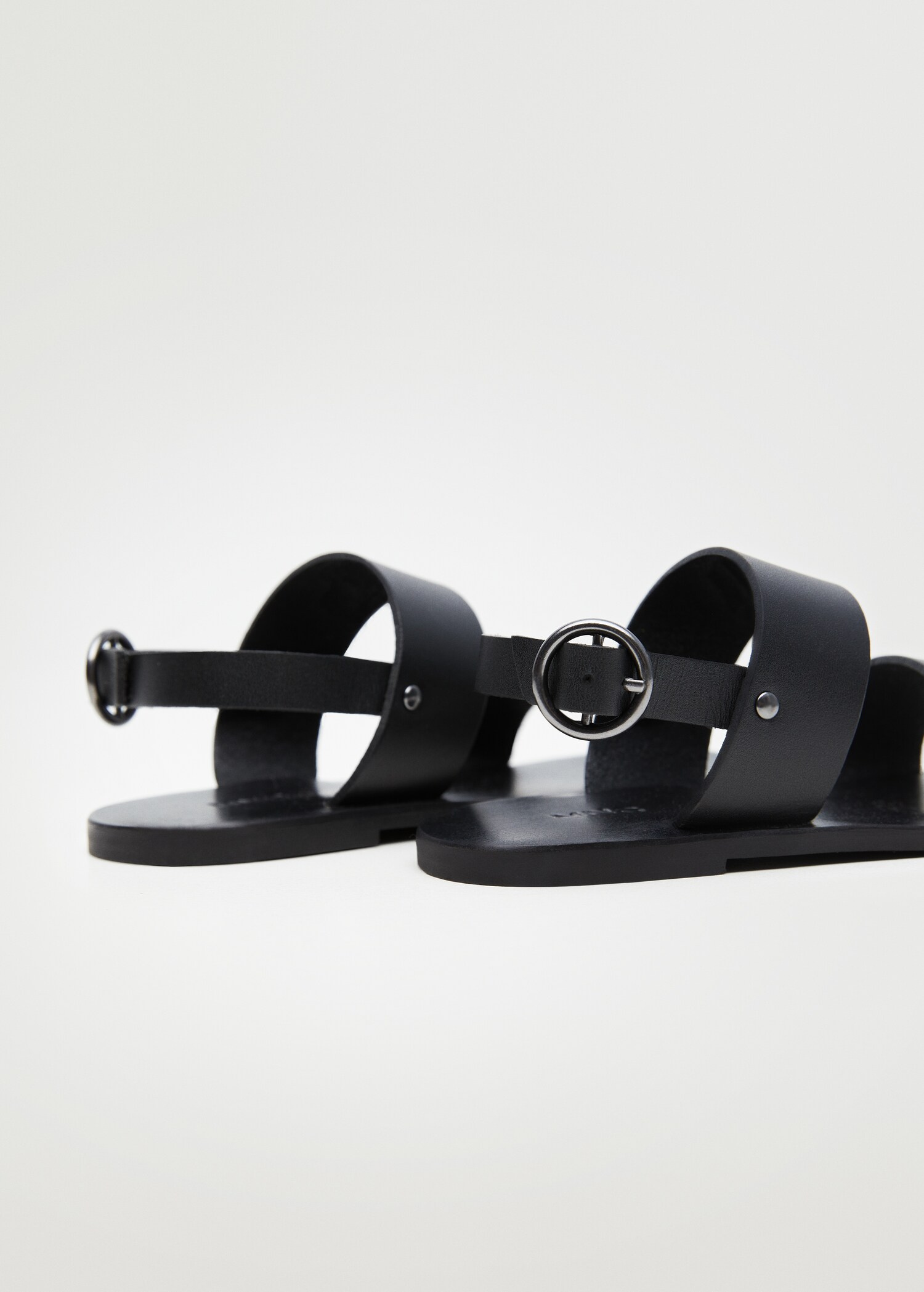 Leather straps sandals - Details of the article 2