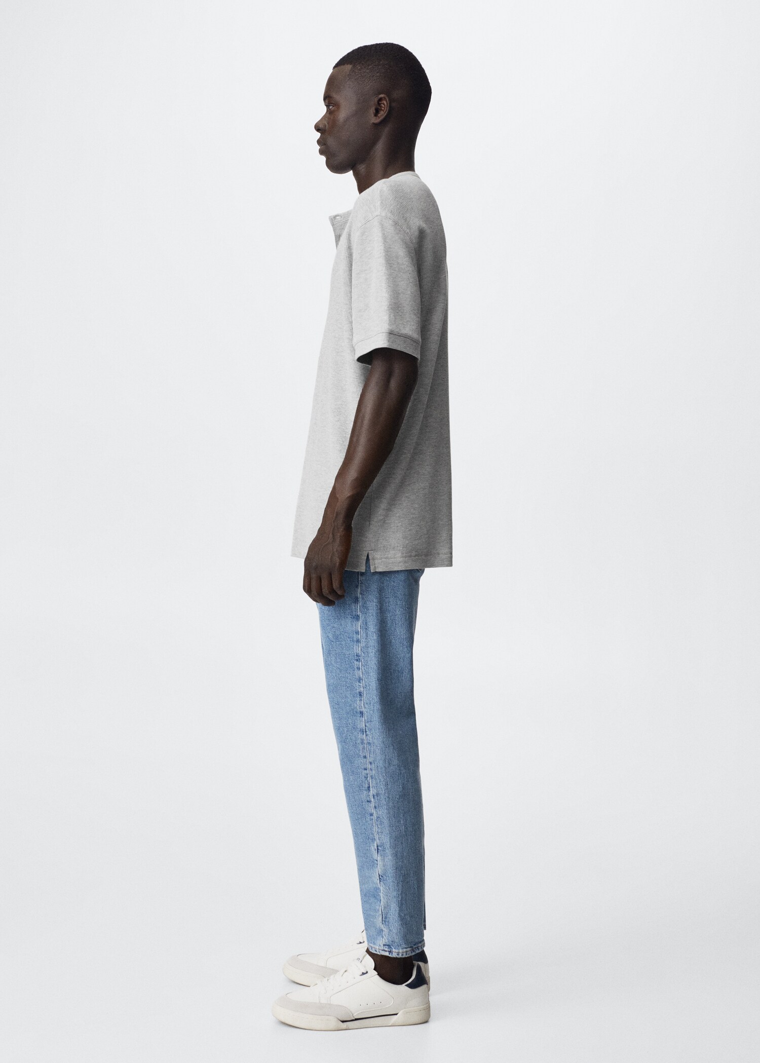 Henley T-shirt - Details of the article 2