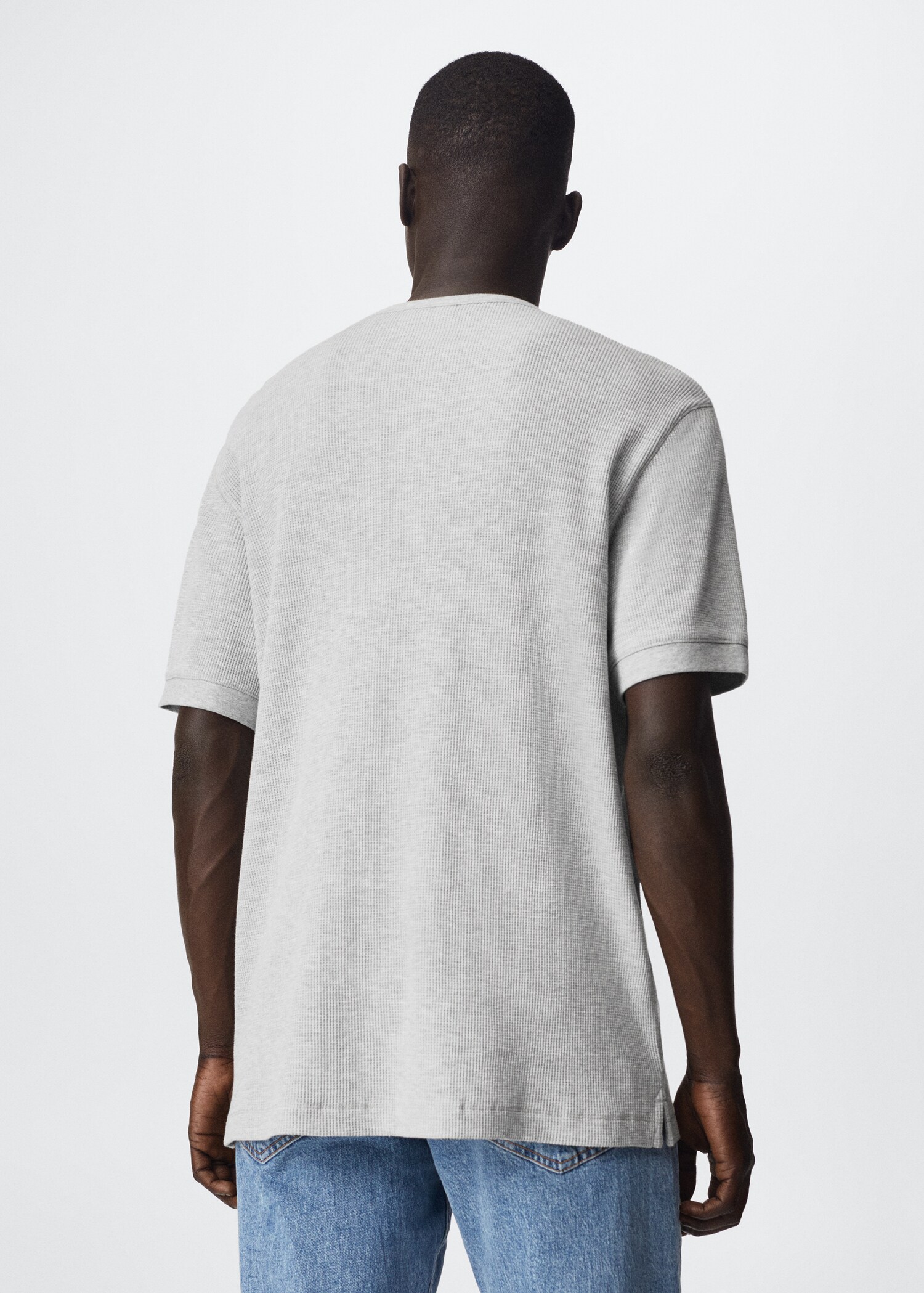 Henley T-shirt - Reverse of the article