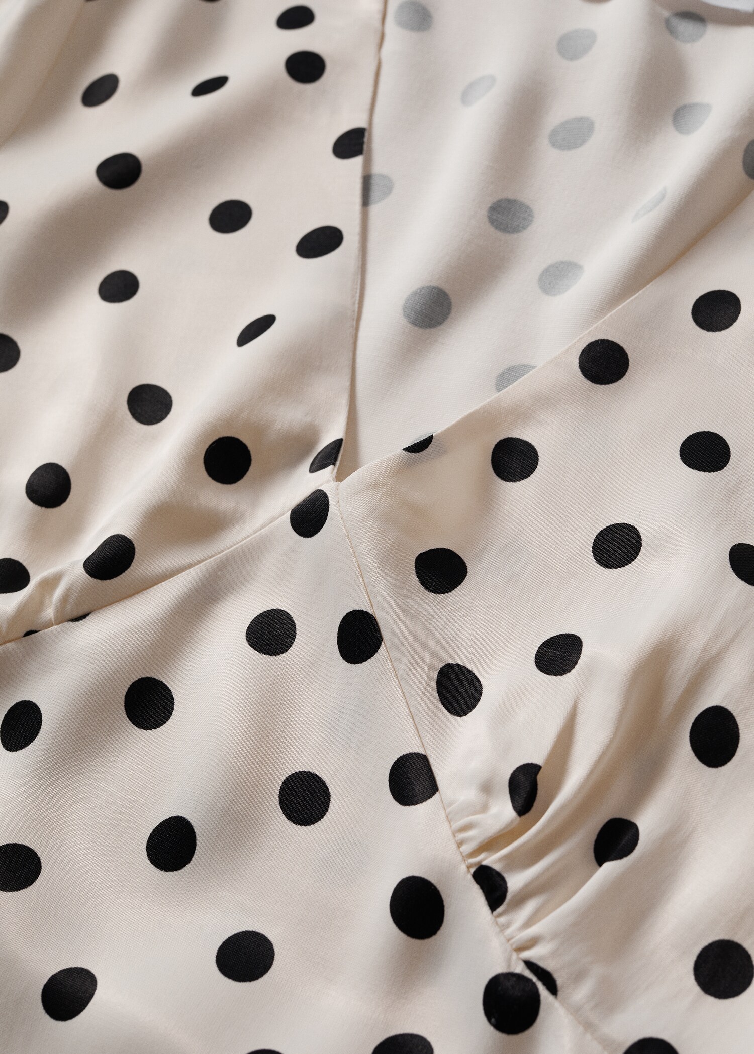 Blusa satinada lunares - Detalle del artículo 8