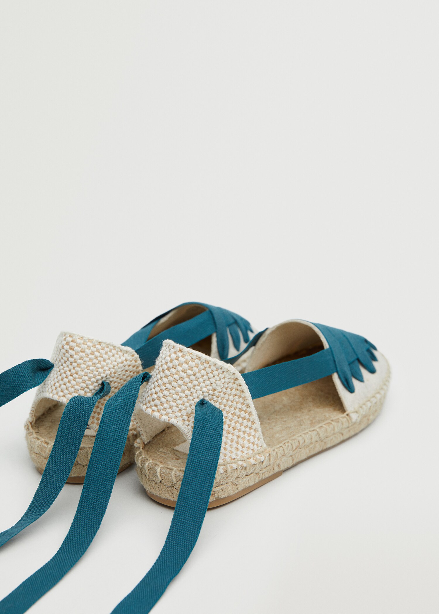 Linnen espadrilles met bandjes - Detail van het artikel 2