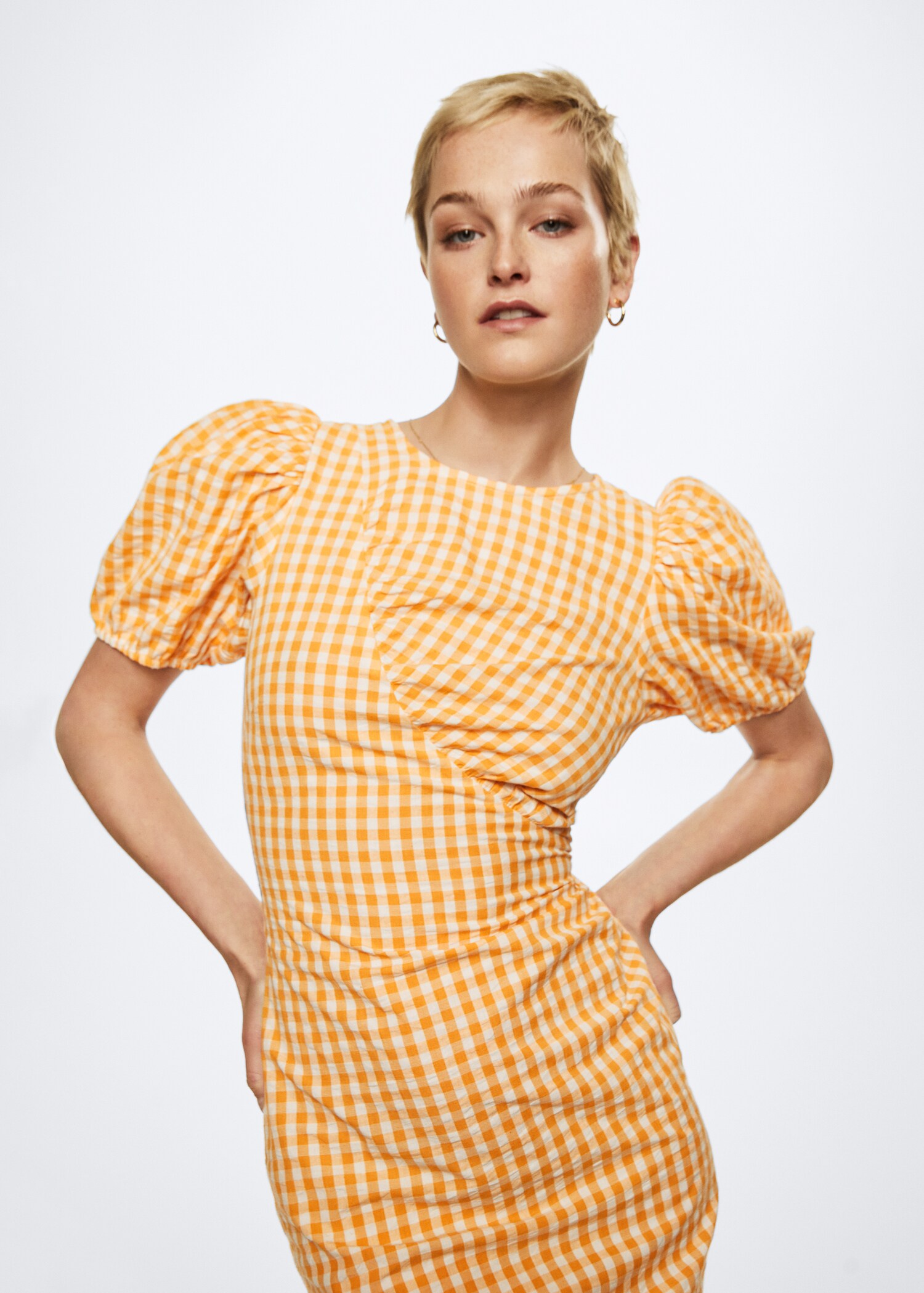 Vestido cuadro vichy - Plano medio
