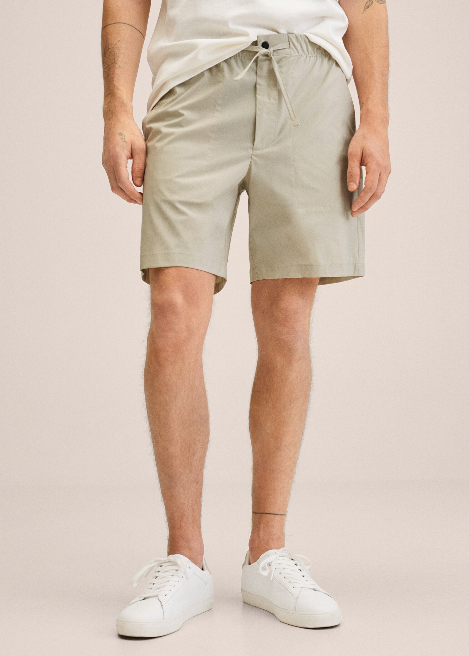 Elastic waist Bermuda shorts - Medium plane