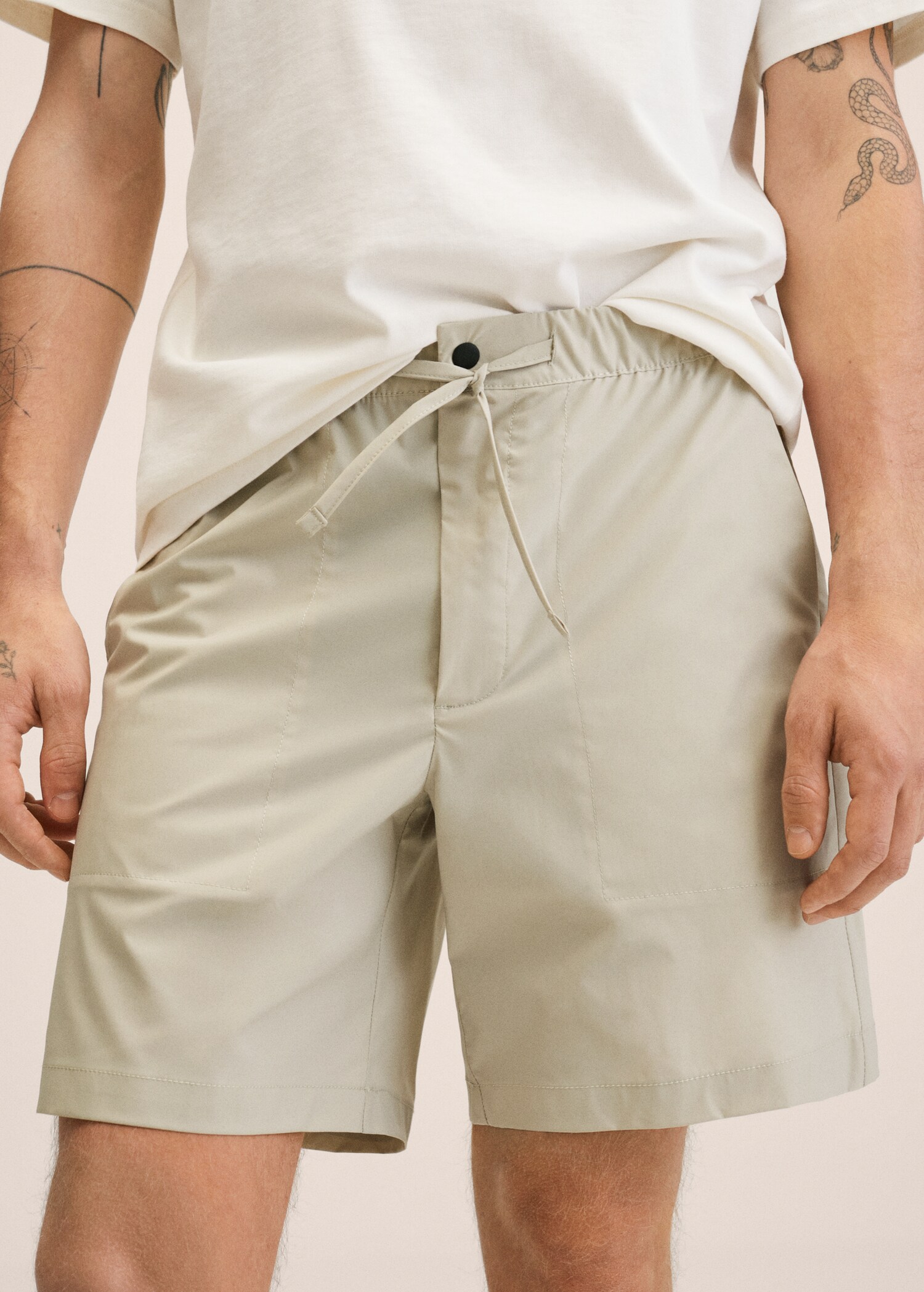 Elastic waist Bermuda shorts - Details of the article 1