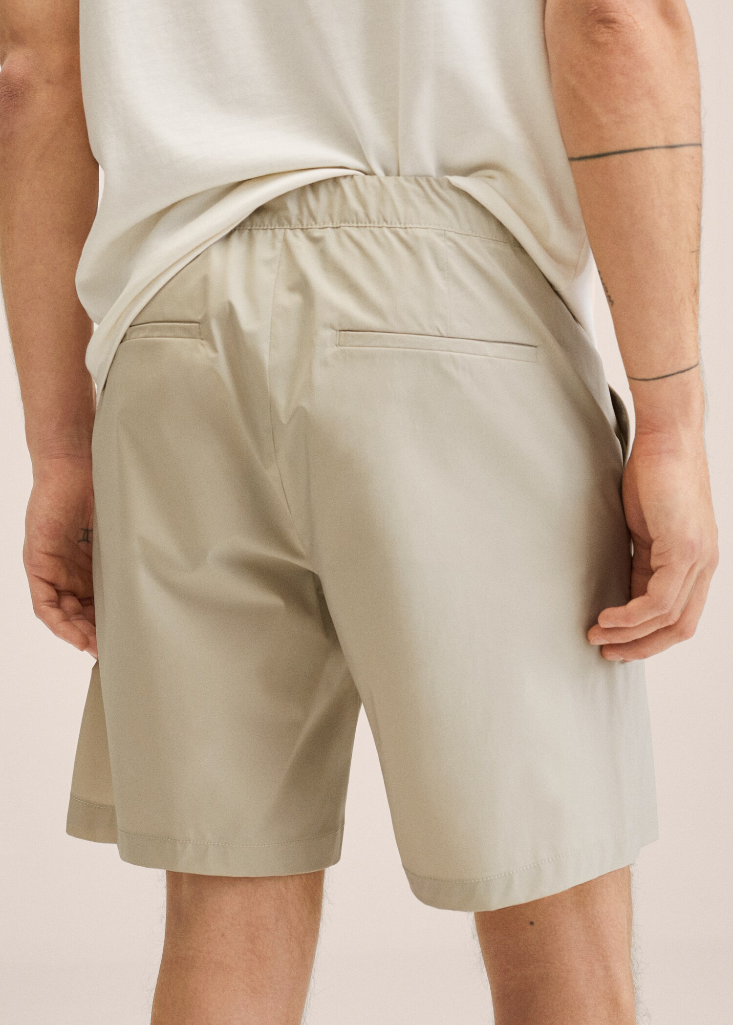 Elastic waist Bermuda shorts - Details of the article 3