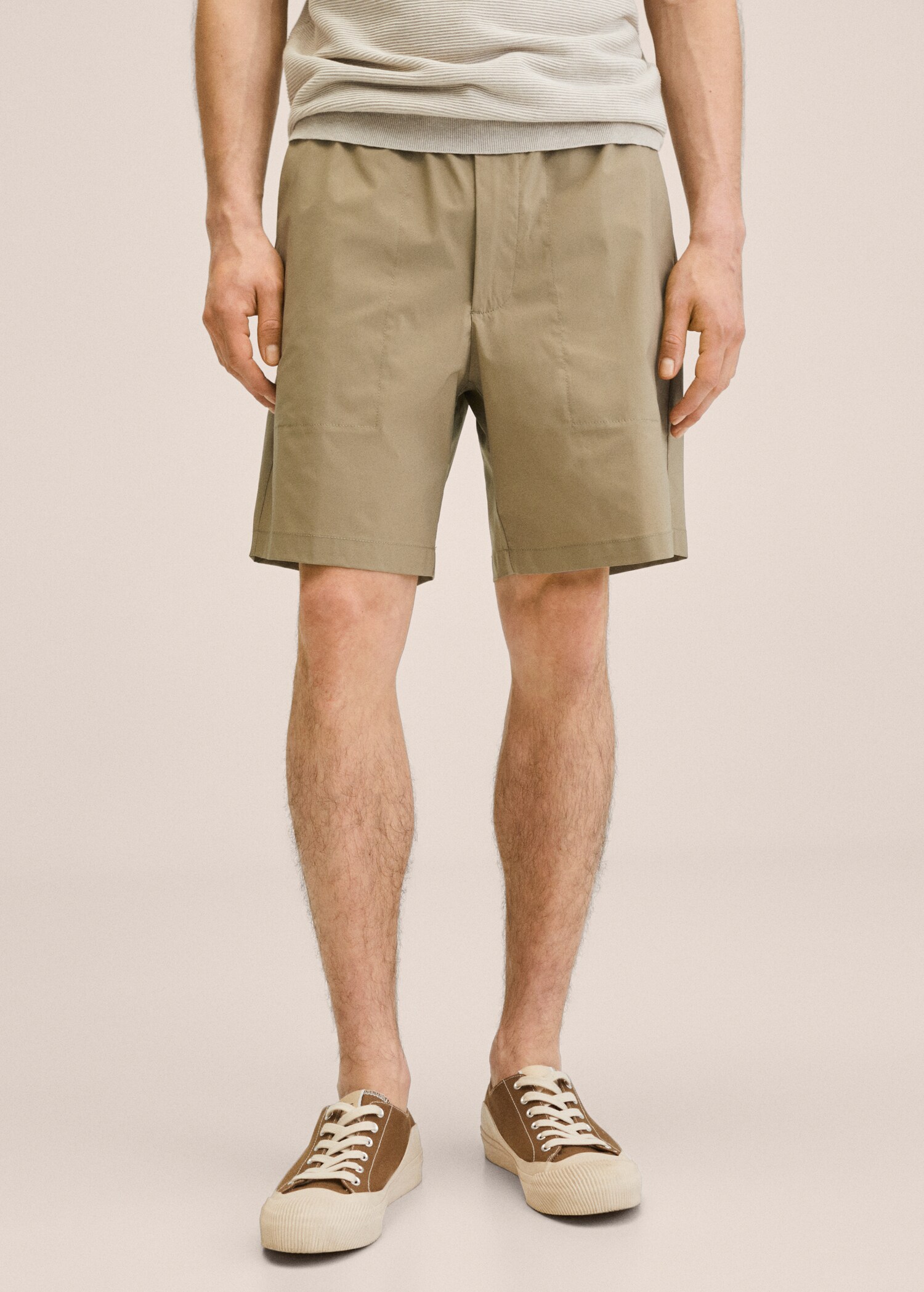 Elastic waist Bermuda shorts - Medium plane