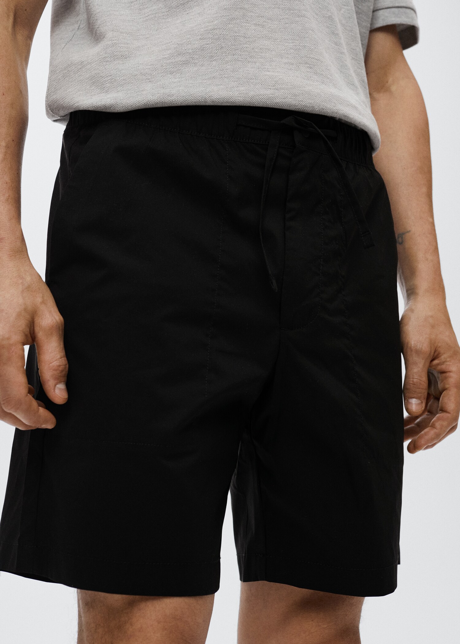 Elastic waist Bermuda shorts - Details of the article 1