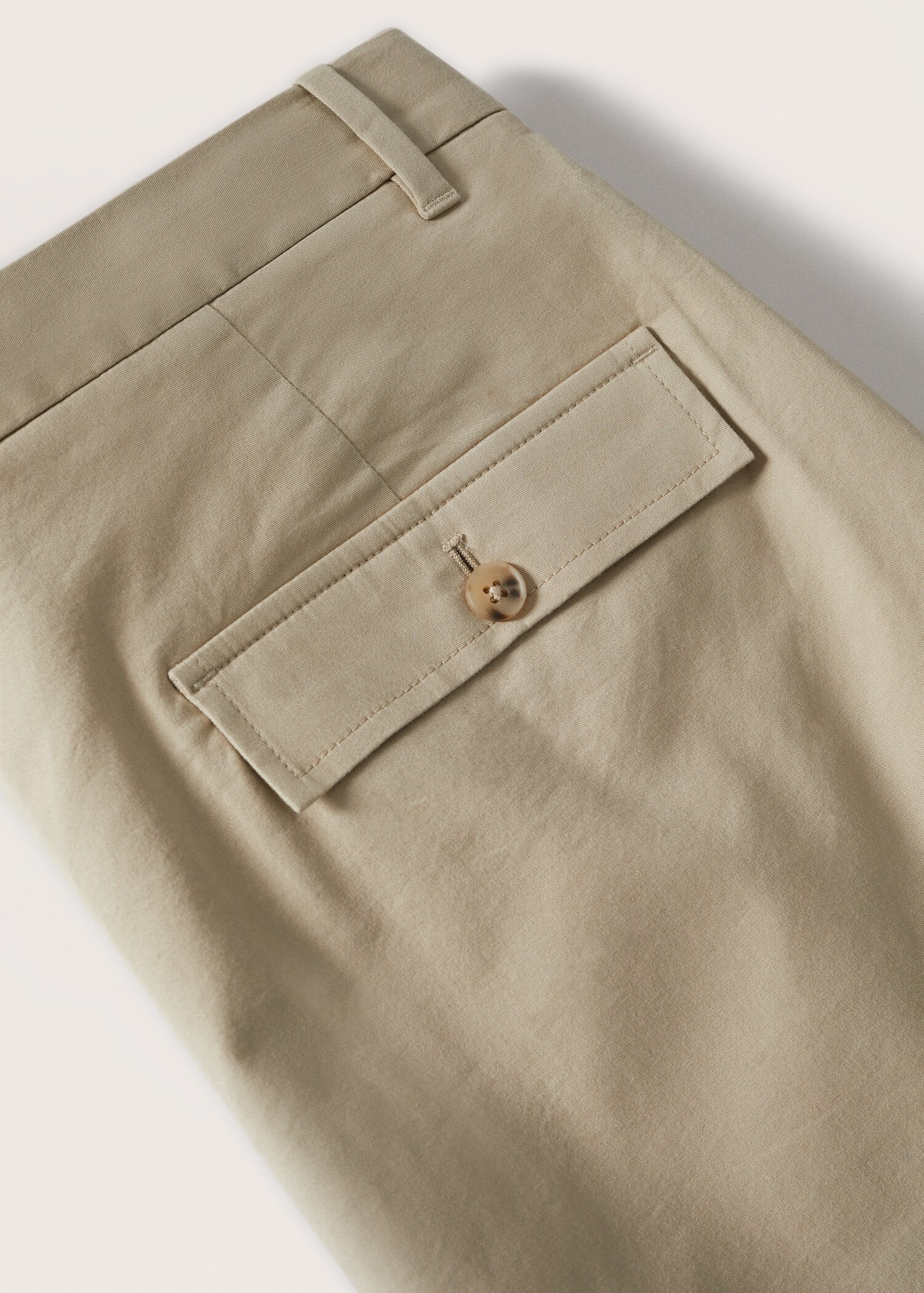 Cotton pleated Bermuda shorts - Details of the article 8