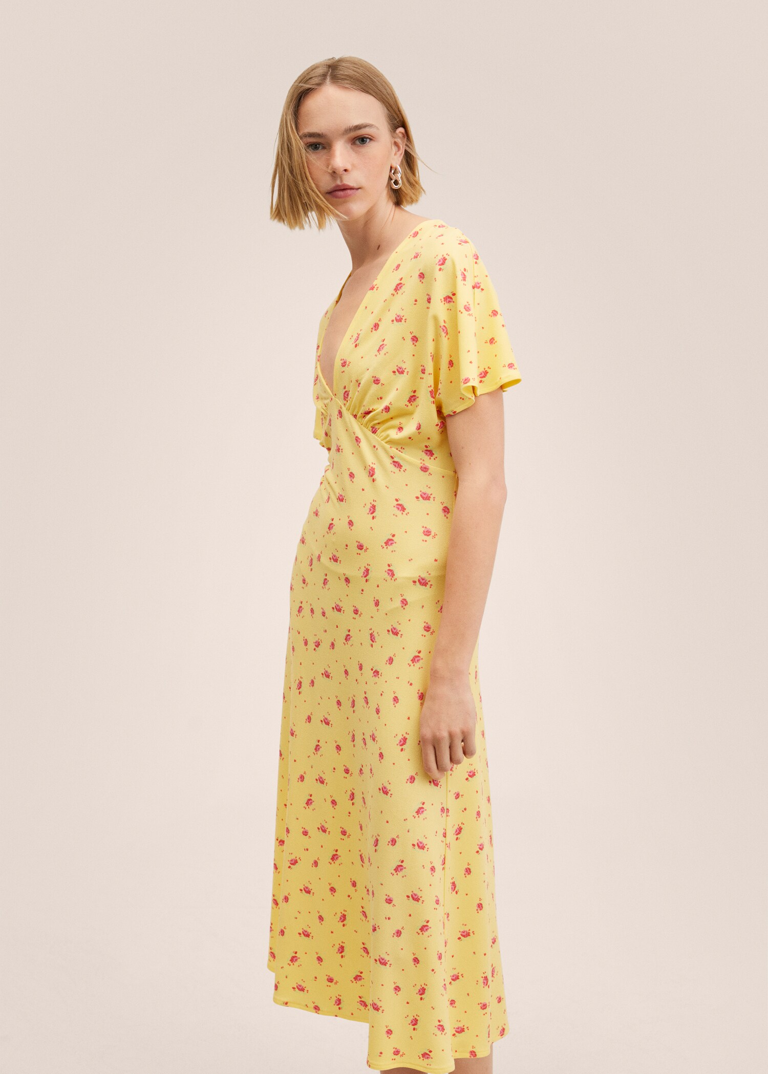 Vestido estampado midi - Plano medio