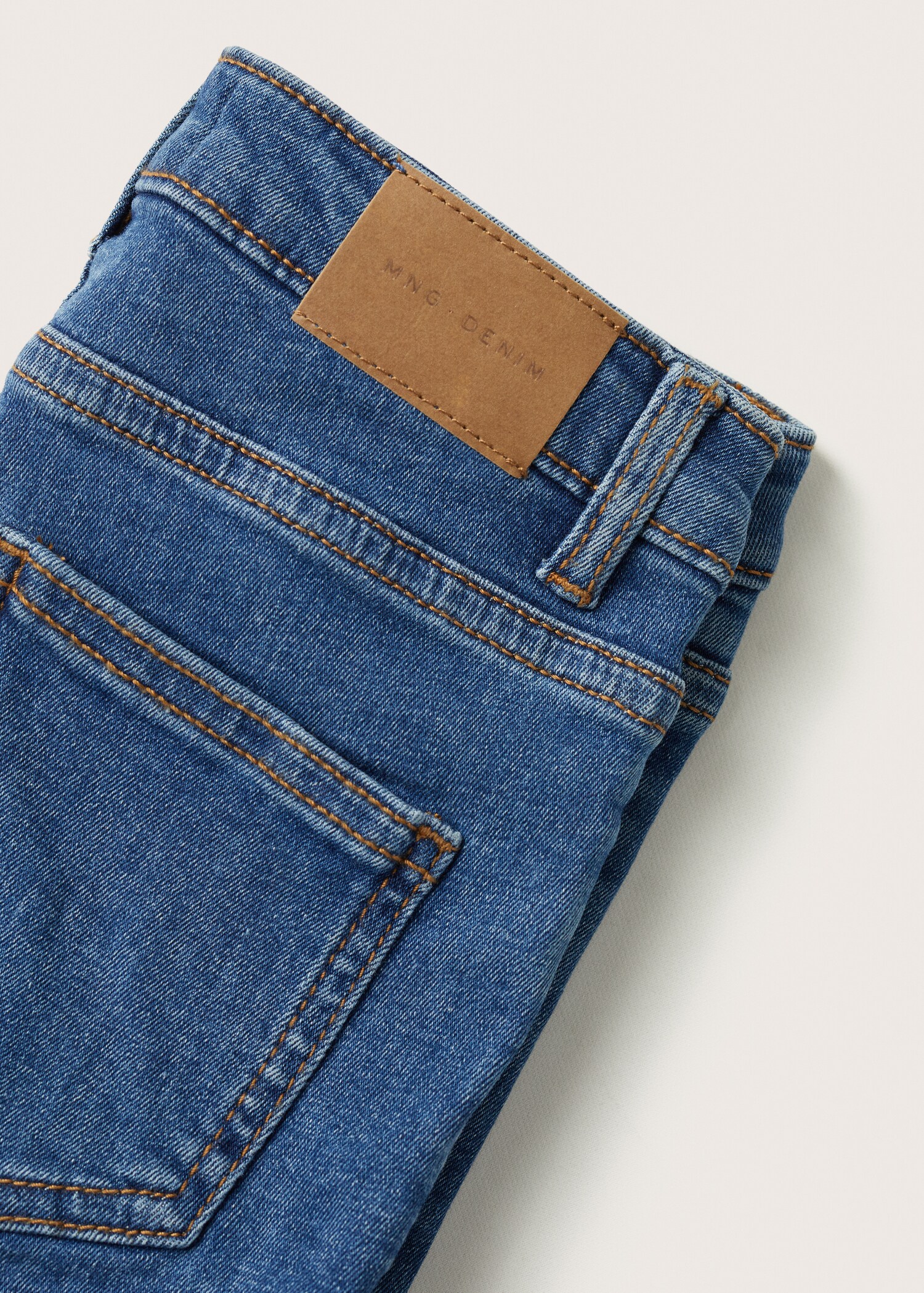 Denim shorts - Details of the article 8