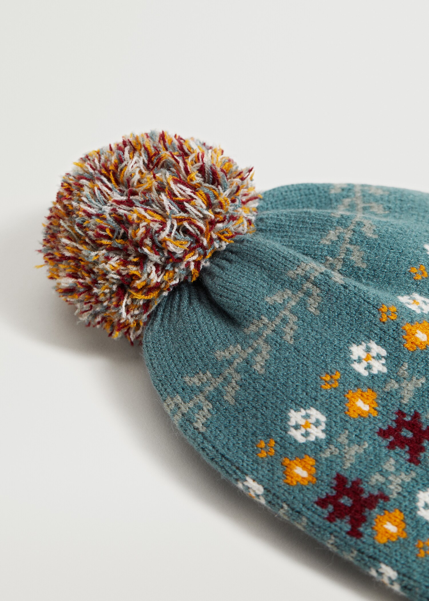 Gorro jacquard pompón - Plano medio