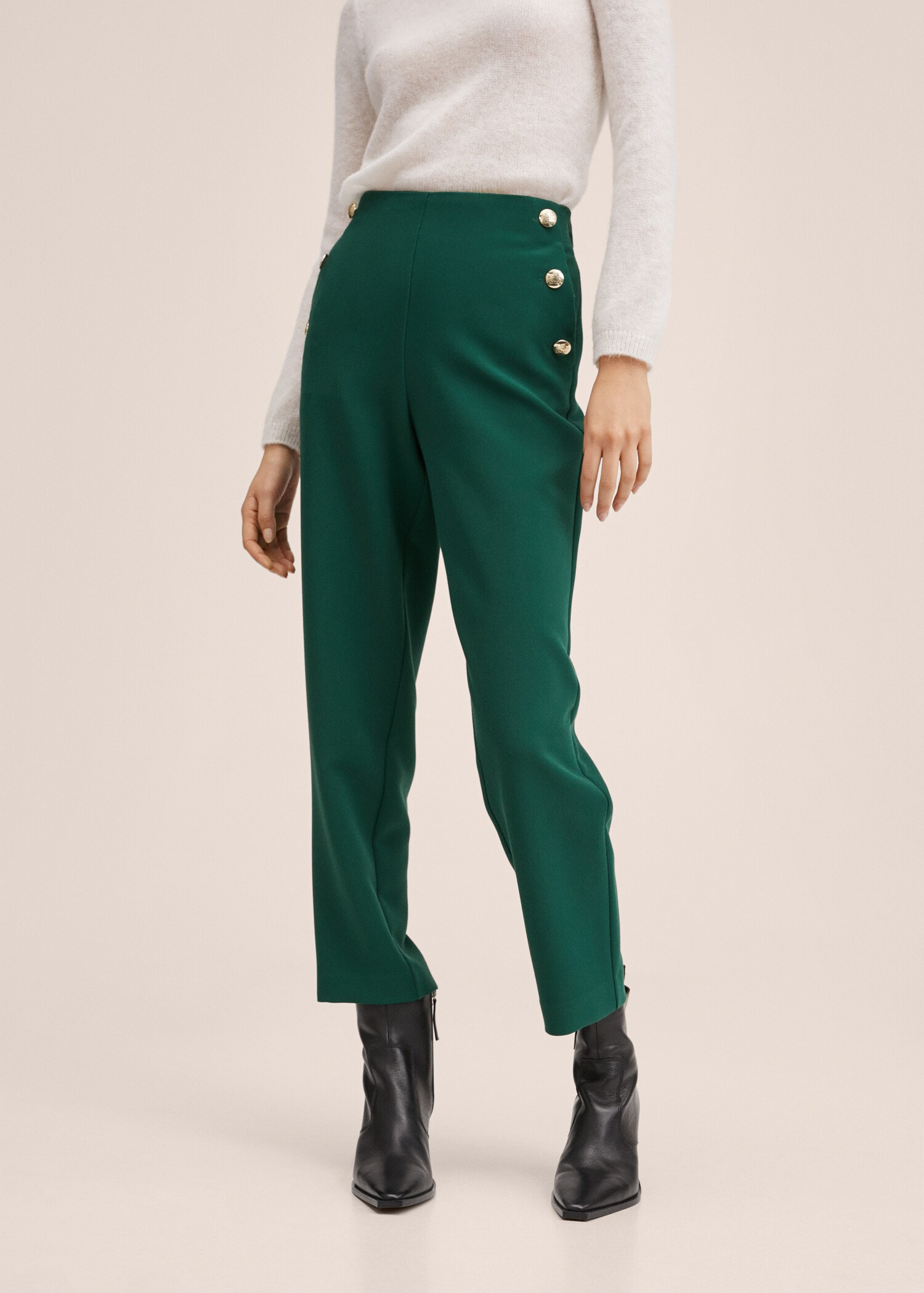 Pantalón crop botones - Plano medio