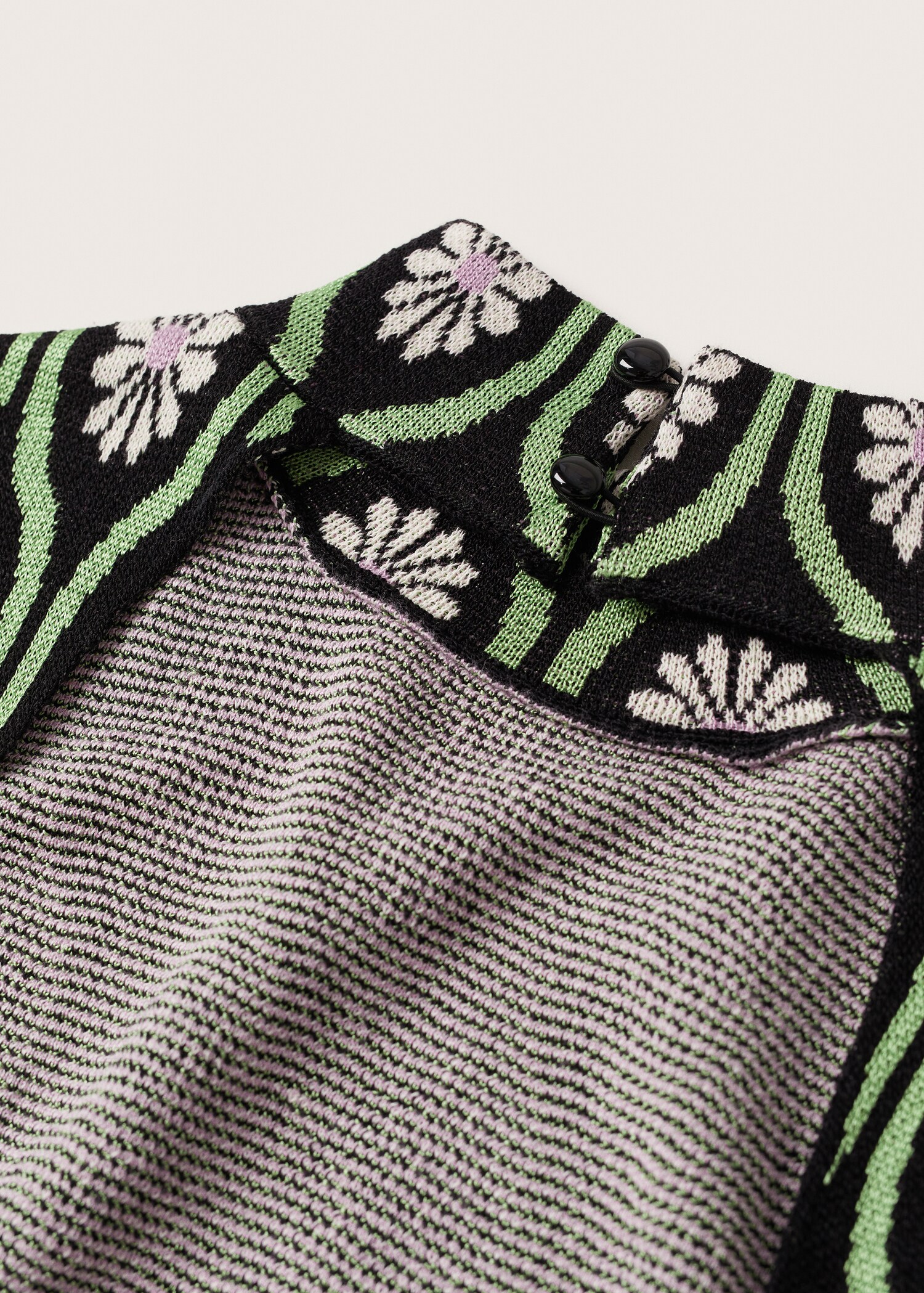 Printed retro dress - Details of the article 8