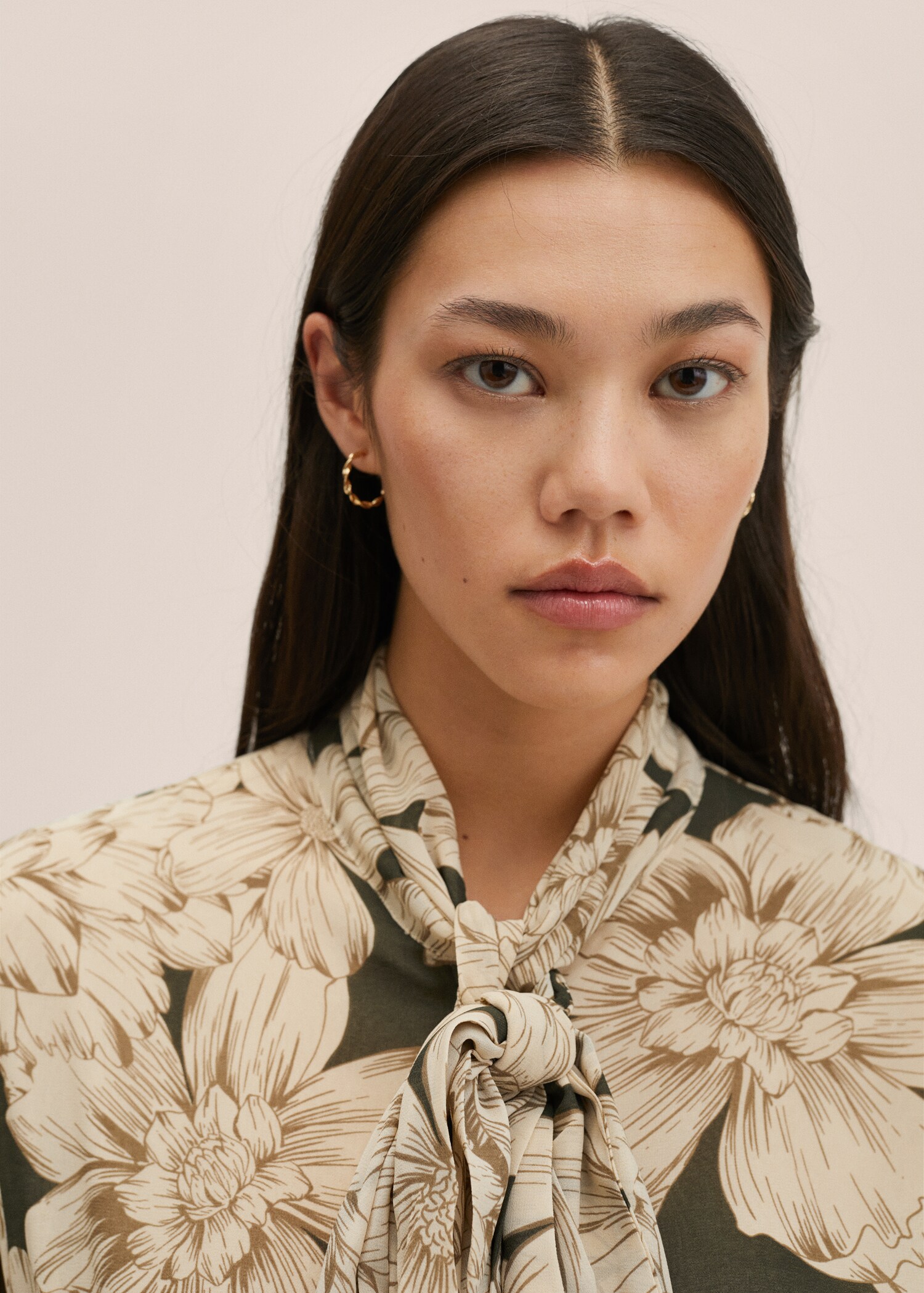 Blusa estampada lazo - Detalle del artículo 1