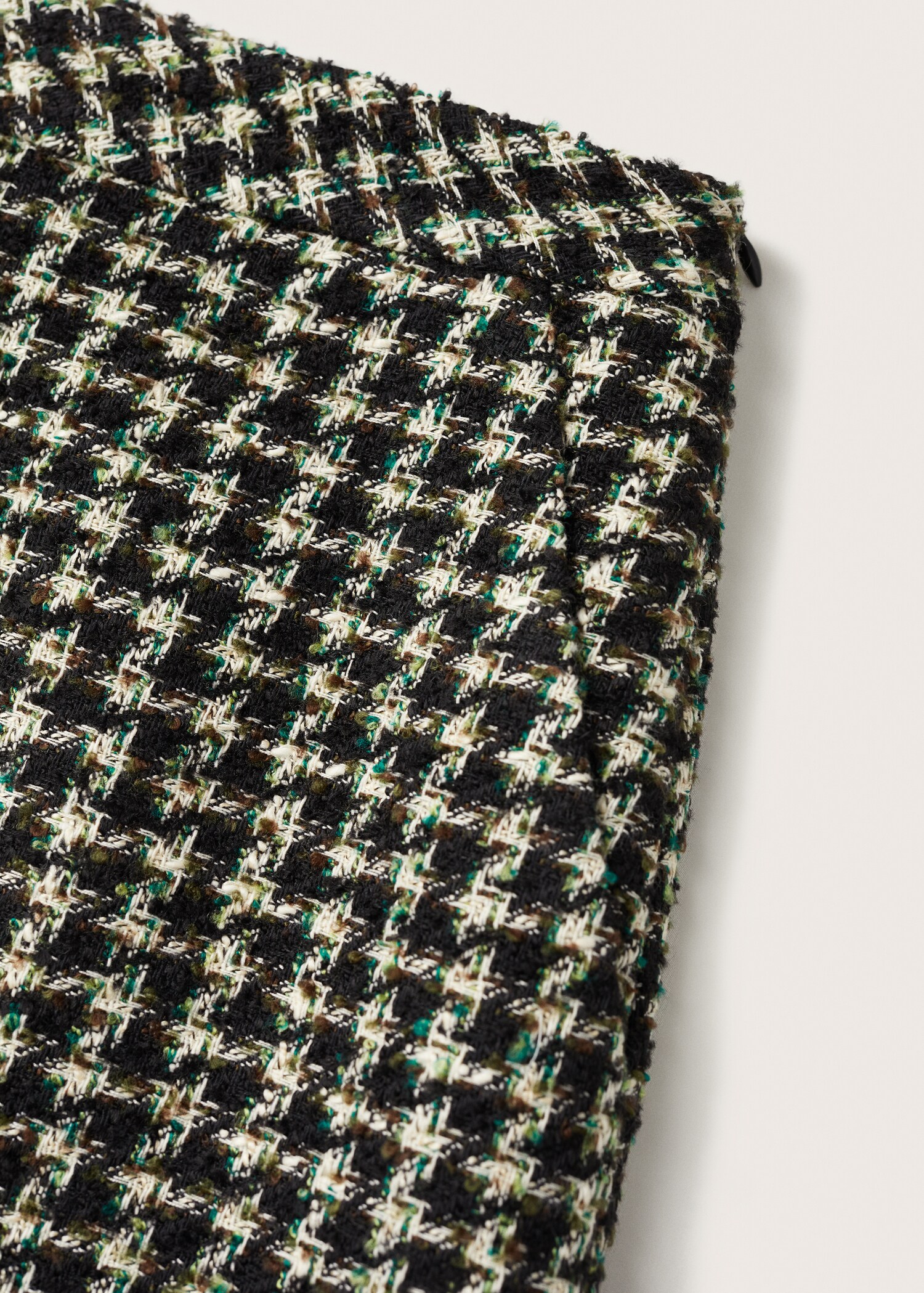 Tweed miniskirt - Details of the article 8
