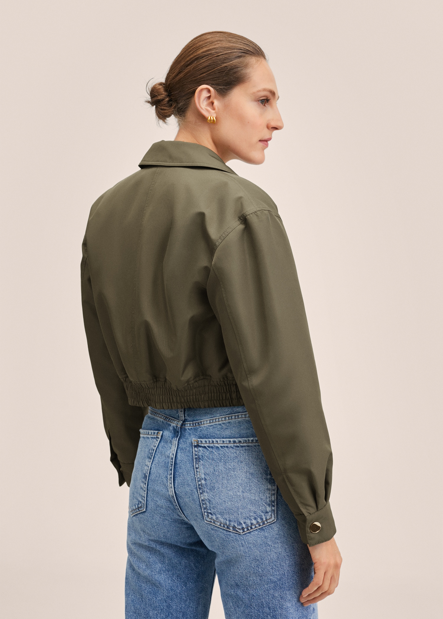 Chaqueta crop bolsillos - Reverso del artículo
