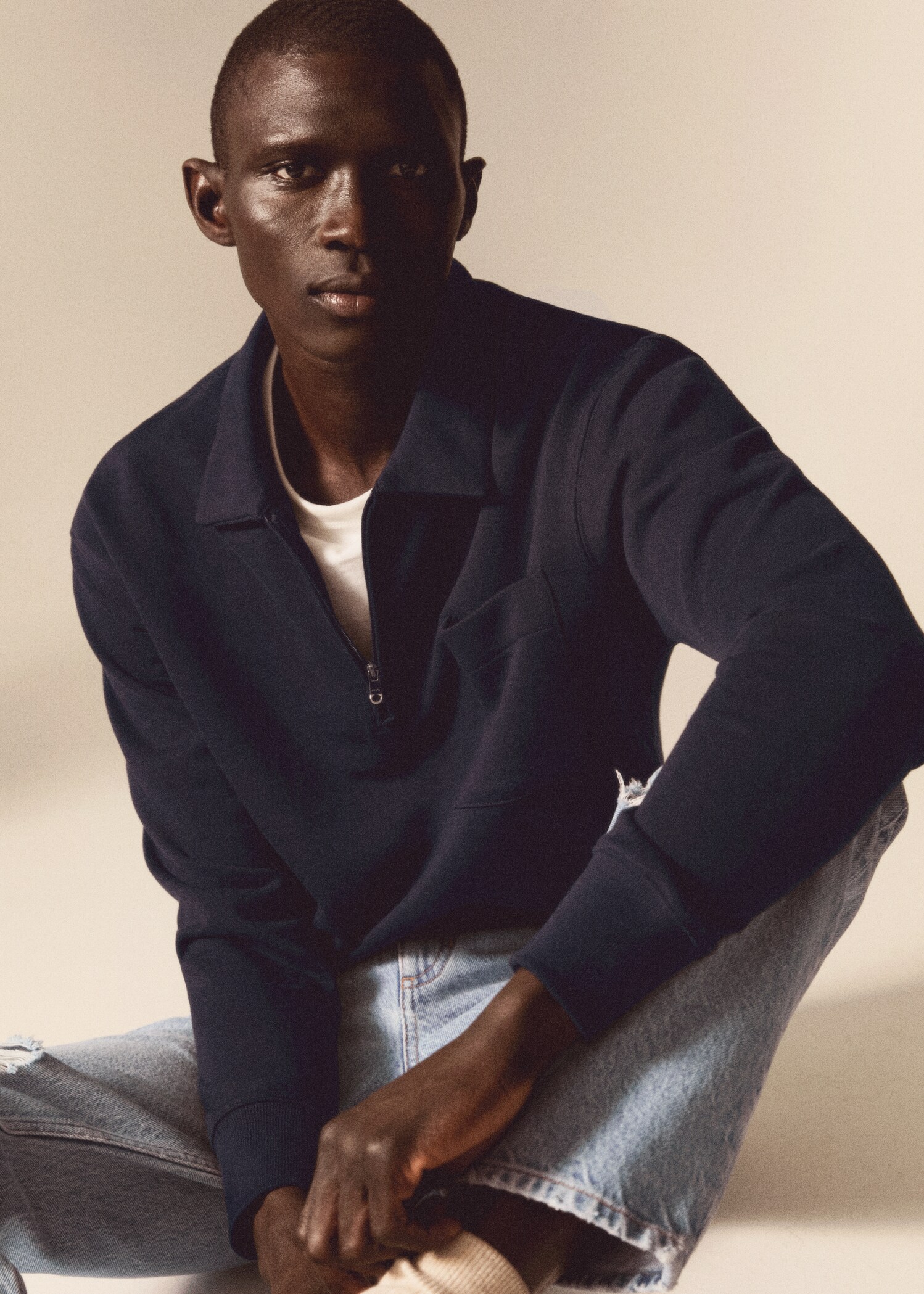 Cotton sweatshirt with zip neck - Details of the article 5