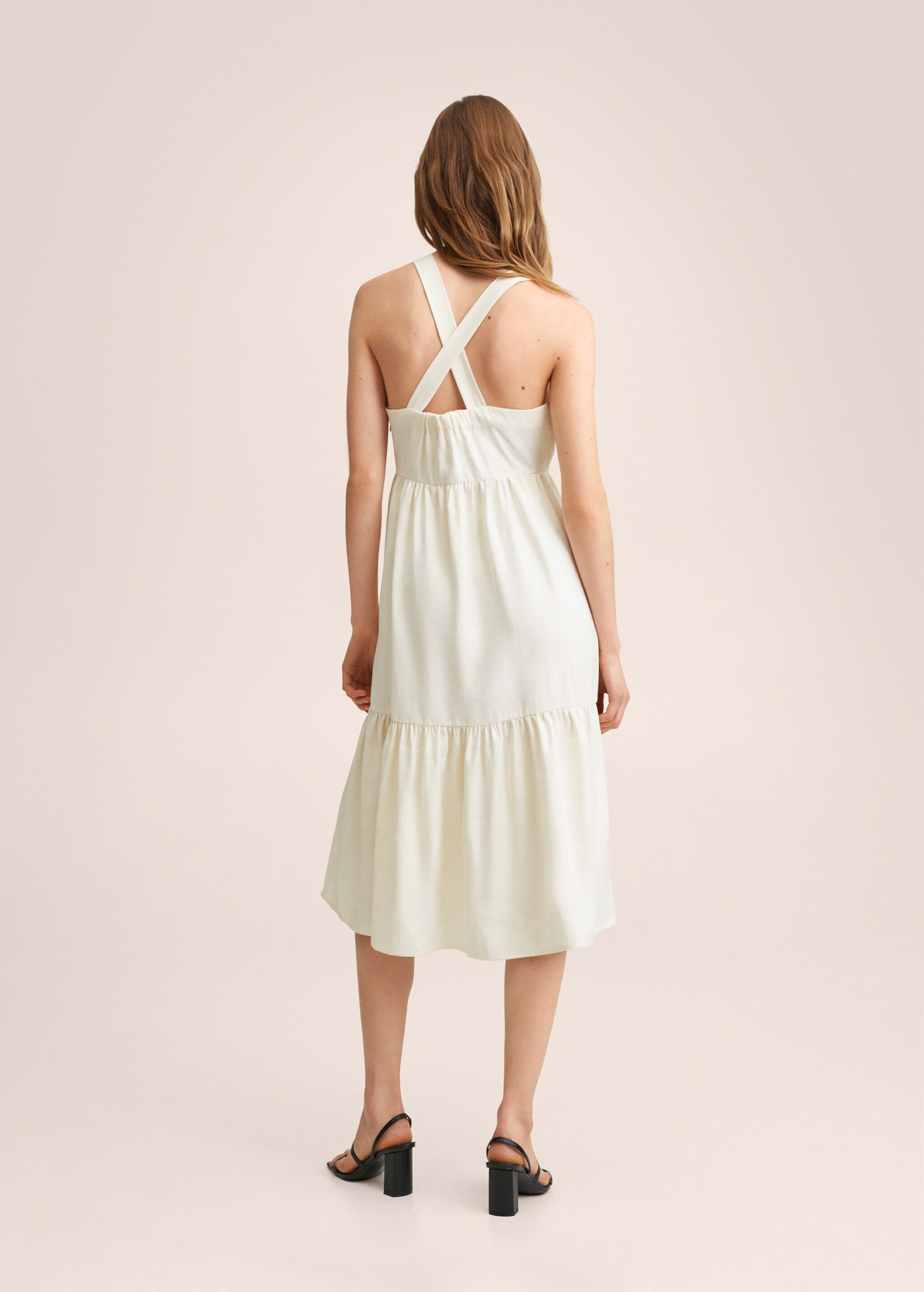 Kleid mit gewickelter Rückseite - Rückseite des Artikels