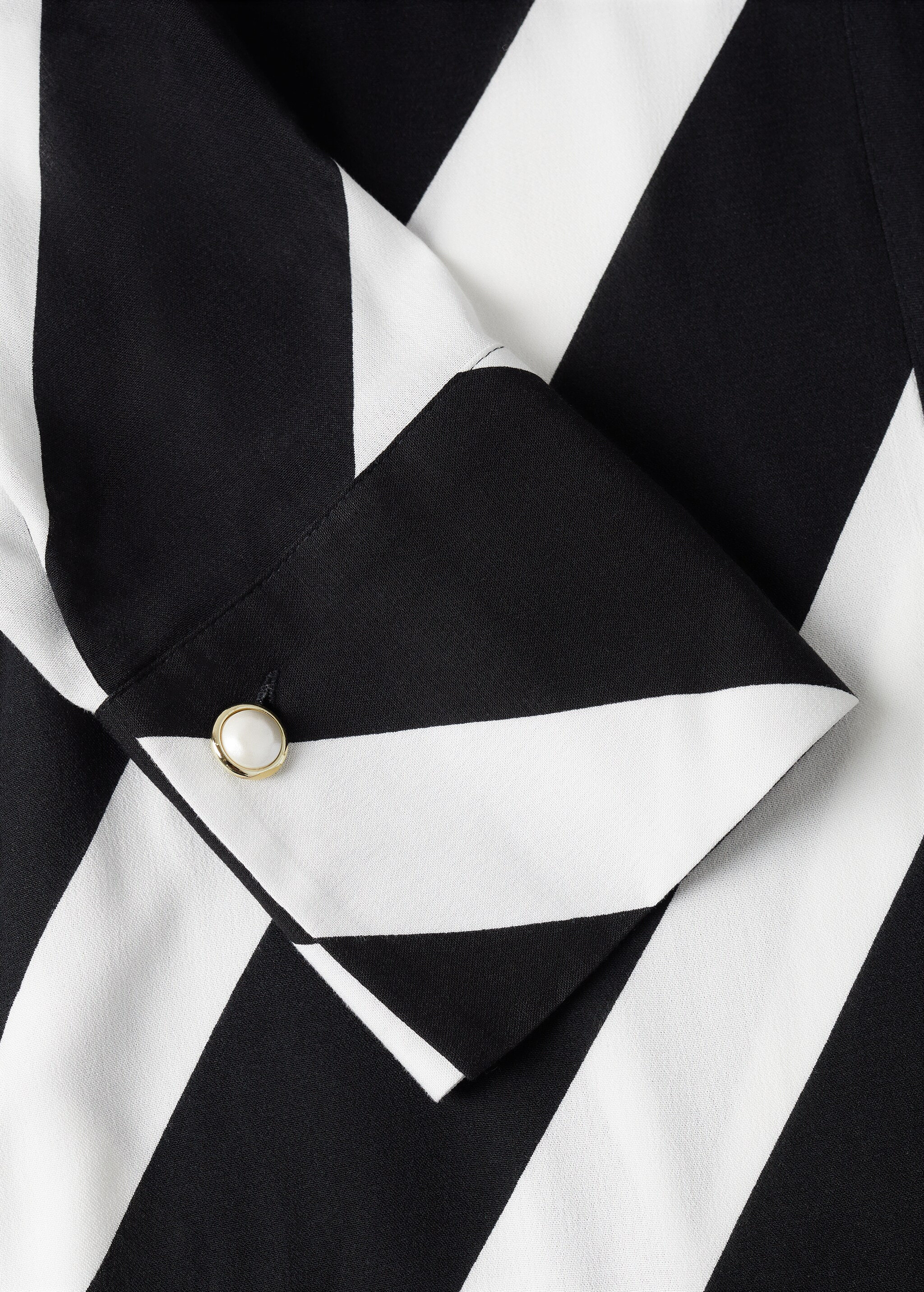 Striped wrap dress - Details of the article 8