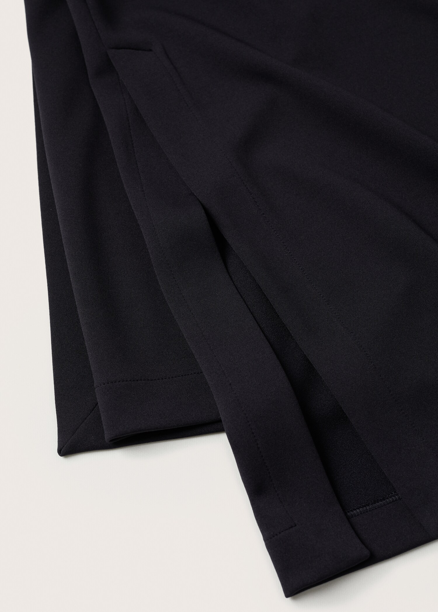Wideleg trousers with elastic waist - Details of the article 8