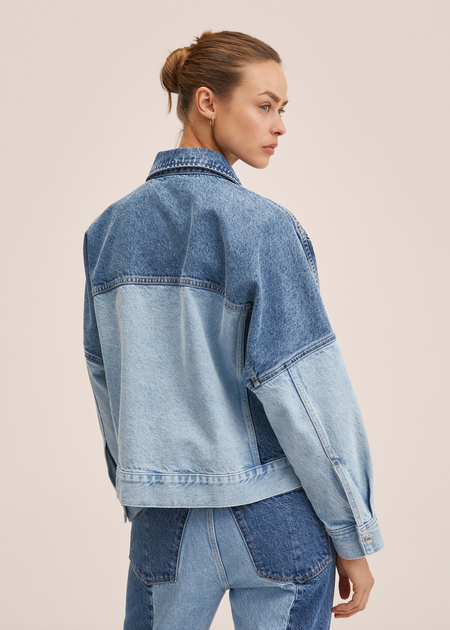 Cazadora vaquera oversize - Reverso del artículo