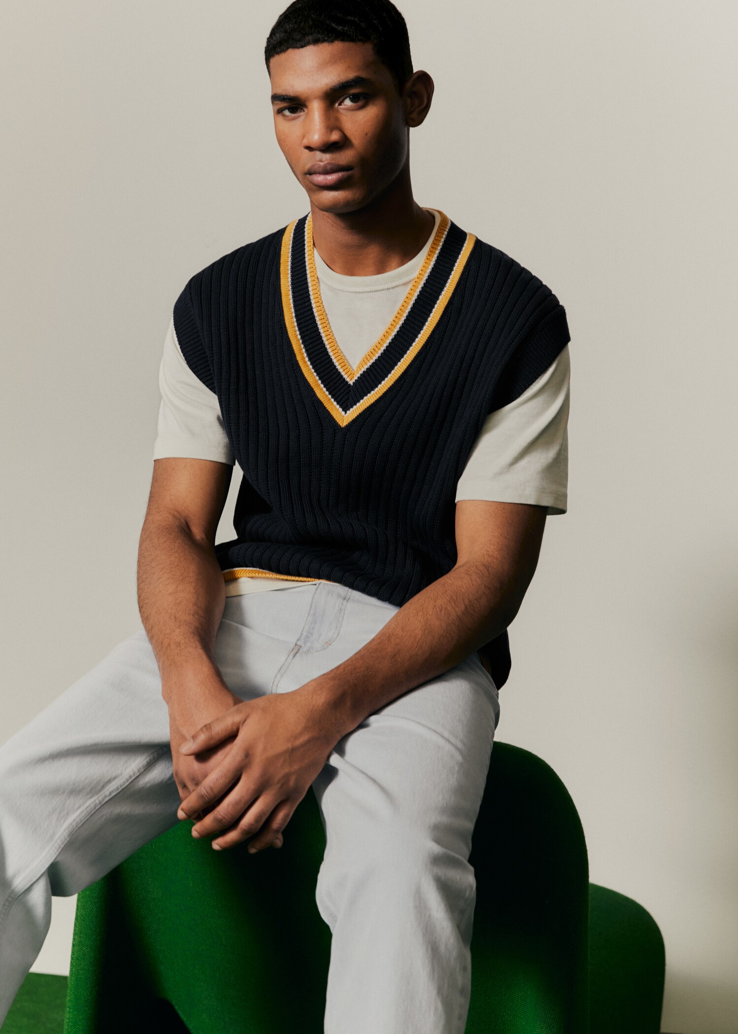 Cotton varsity gilet - Details of the article 5