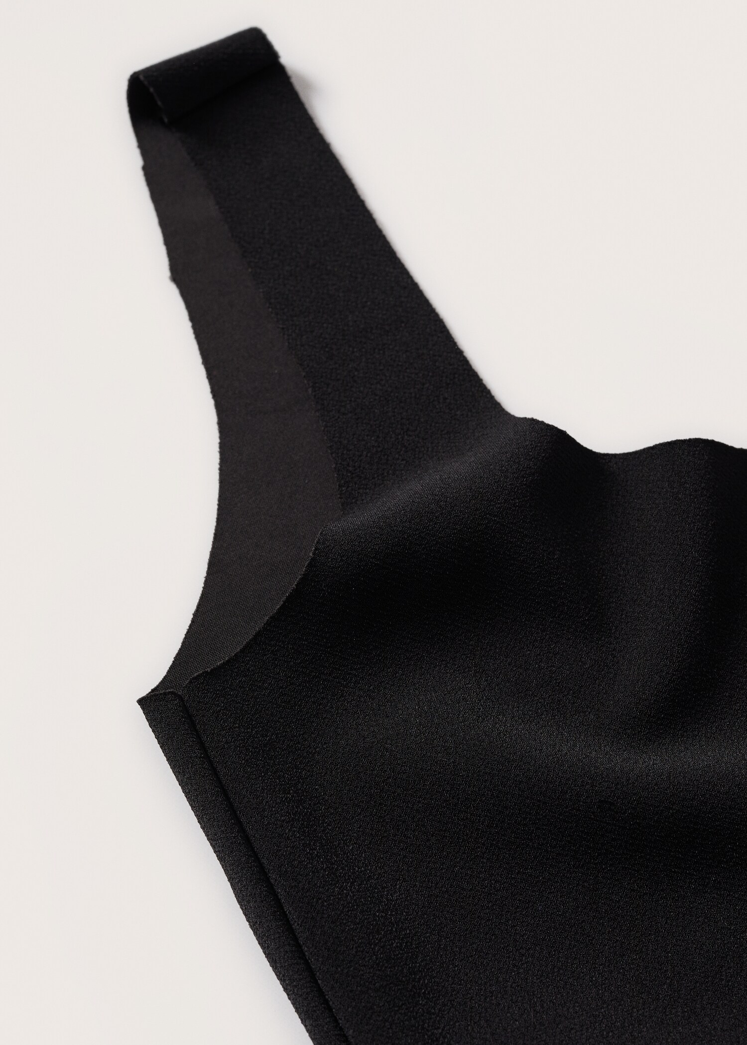 V-neckline fitted dress - Details of the article 8