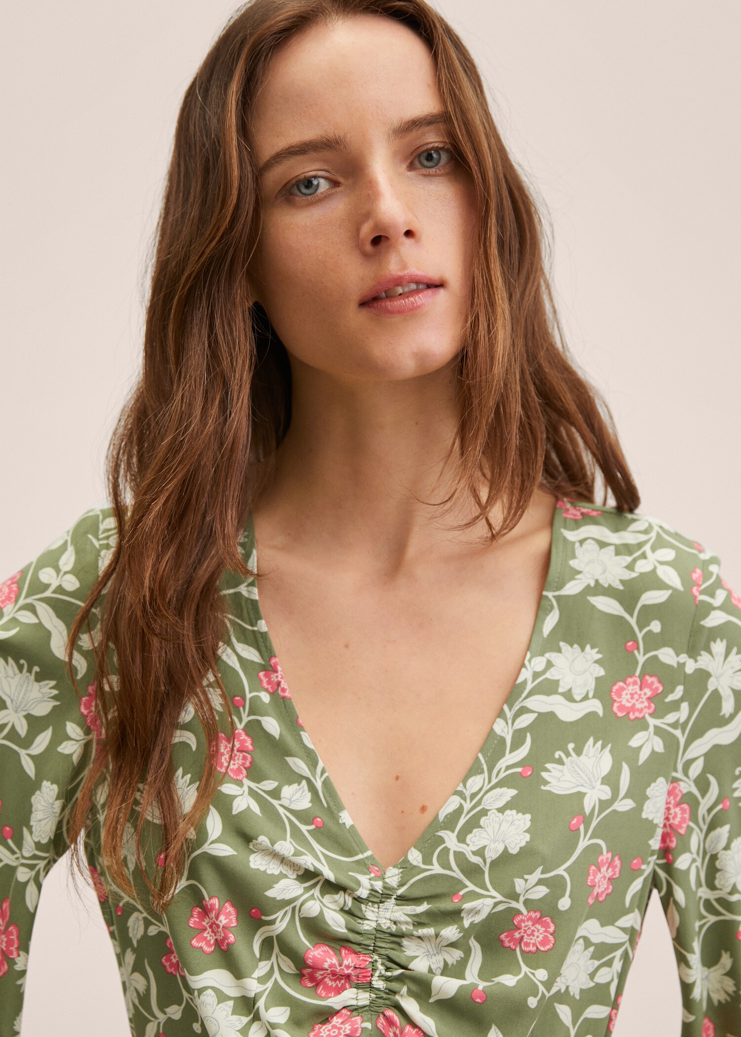 Robe froncée imprimée - Détail de l'article 1