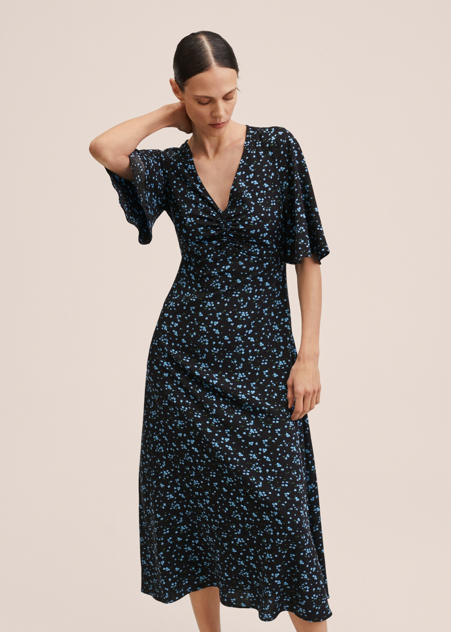 Robe froncée imprimée - Plan moyen