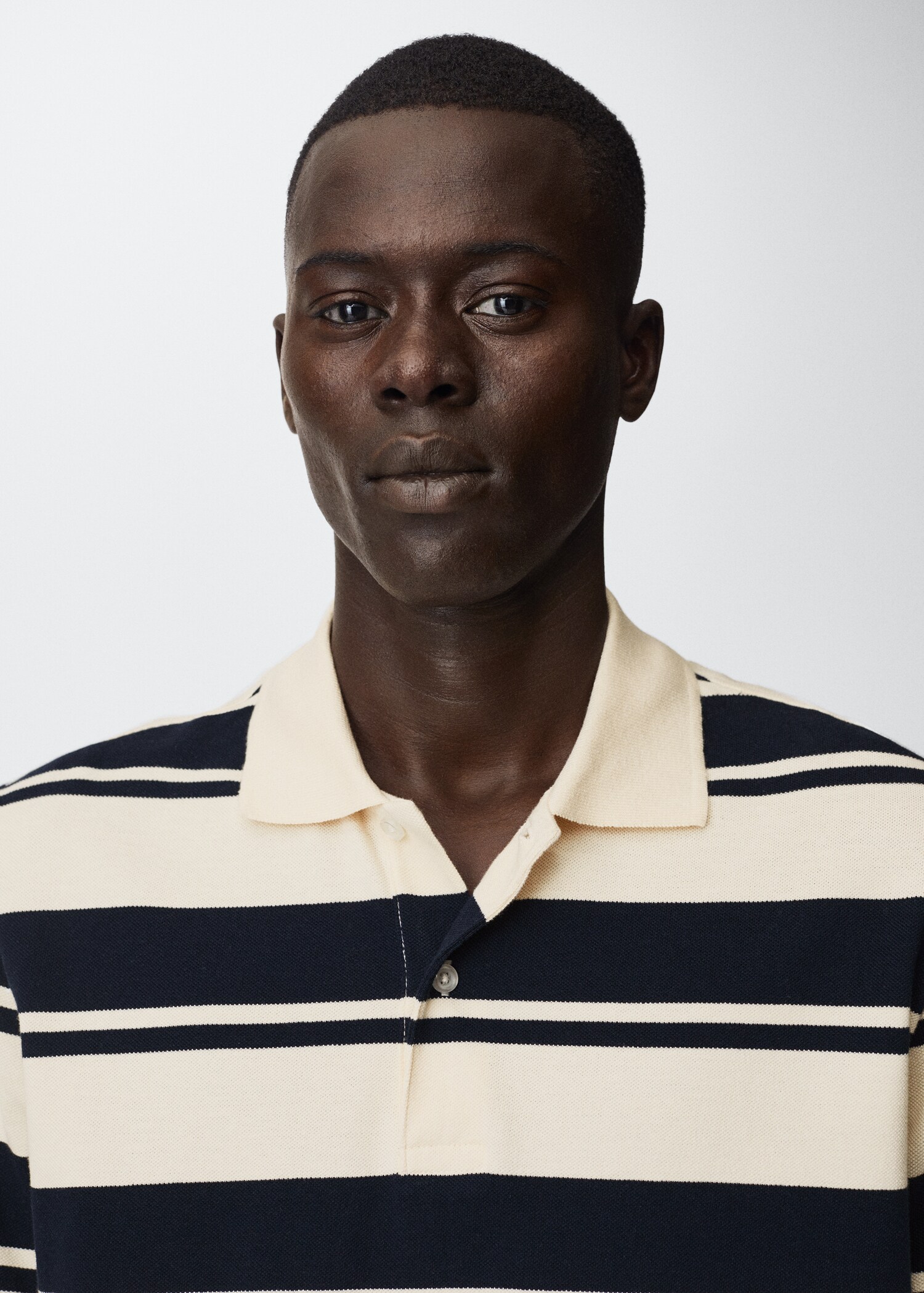 Polo piqué de coton à rayures - Détail de l'article 1