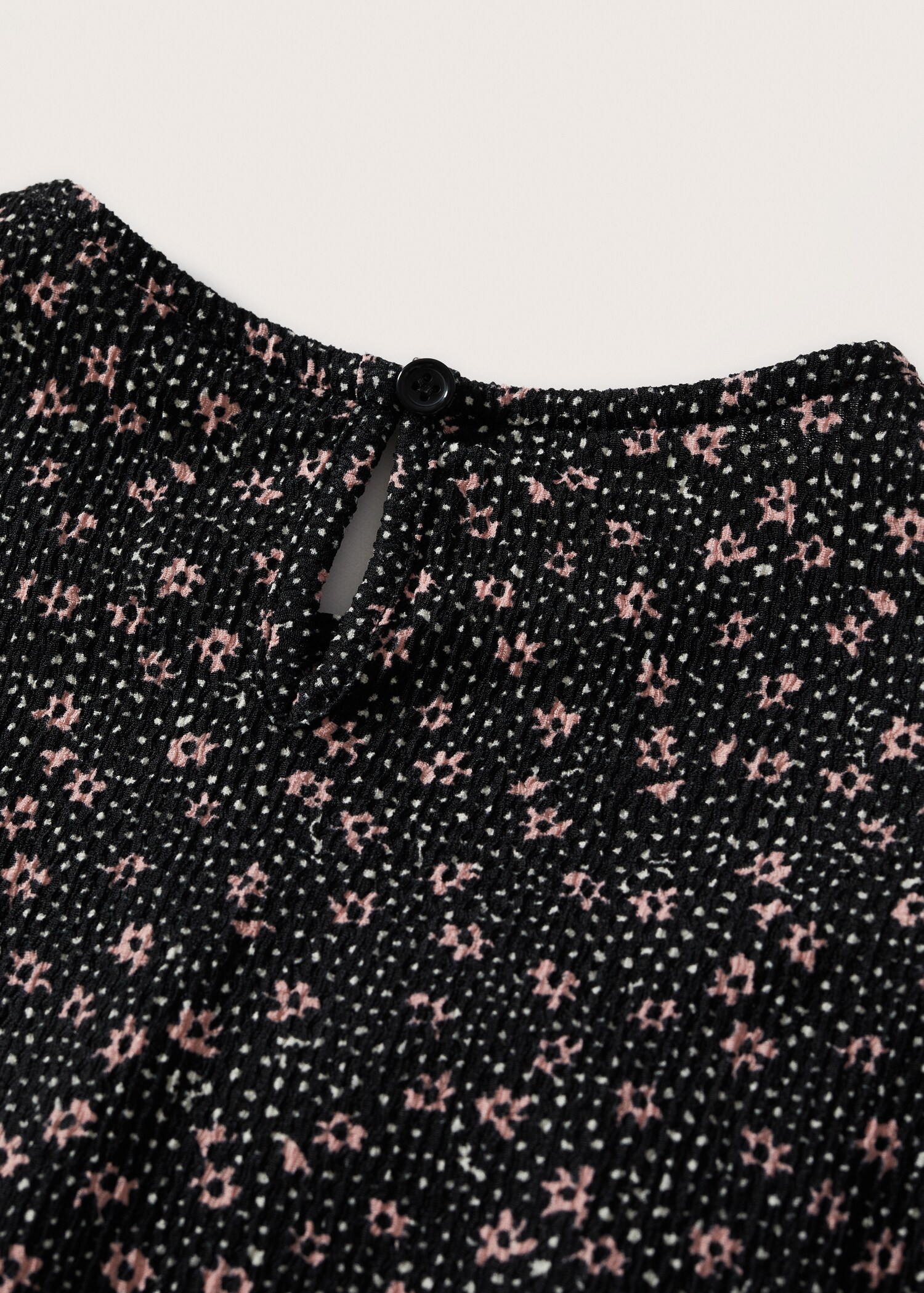 Bluse mit Blumenmuster - Detail des Artikels 8