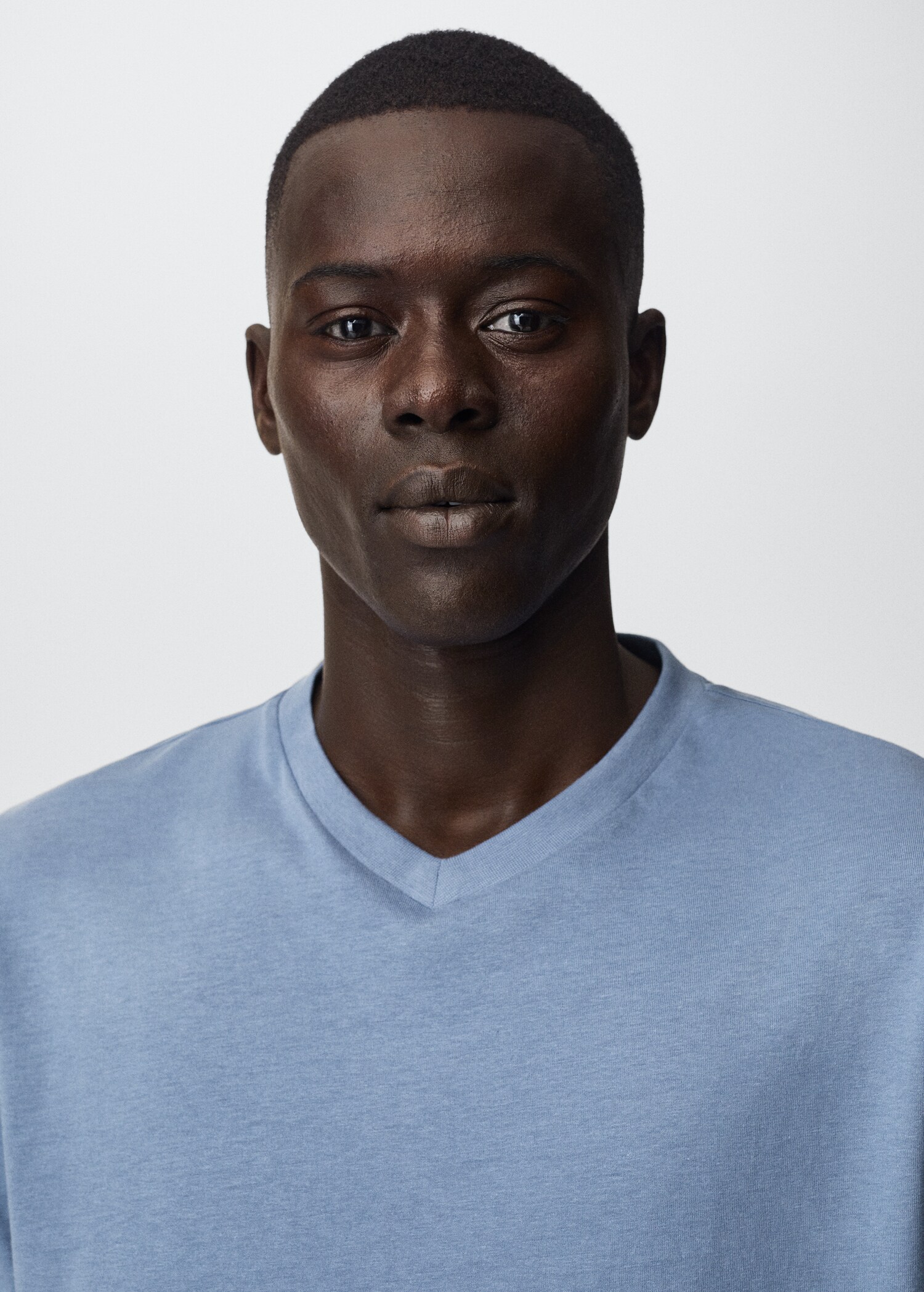 Sustainable cotton basic T-shirt - Details of the article 1