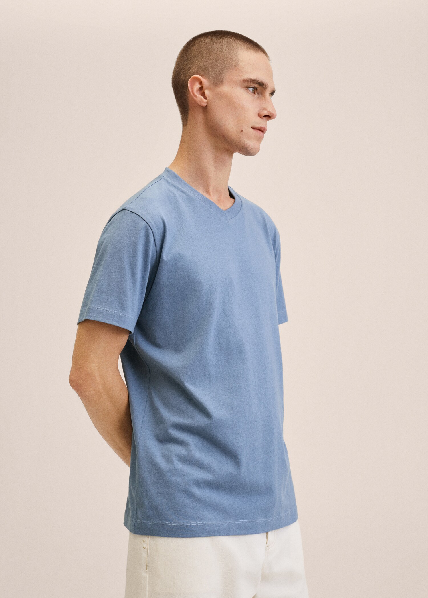 Sustainable cotton basic T-shirt - Details of the article 2