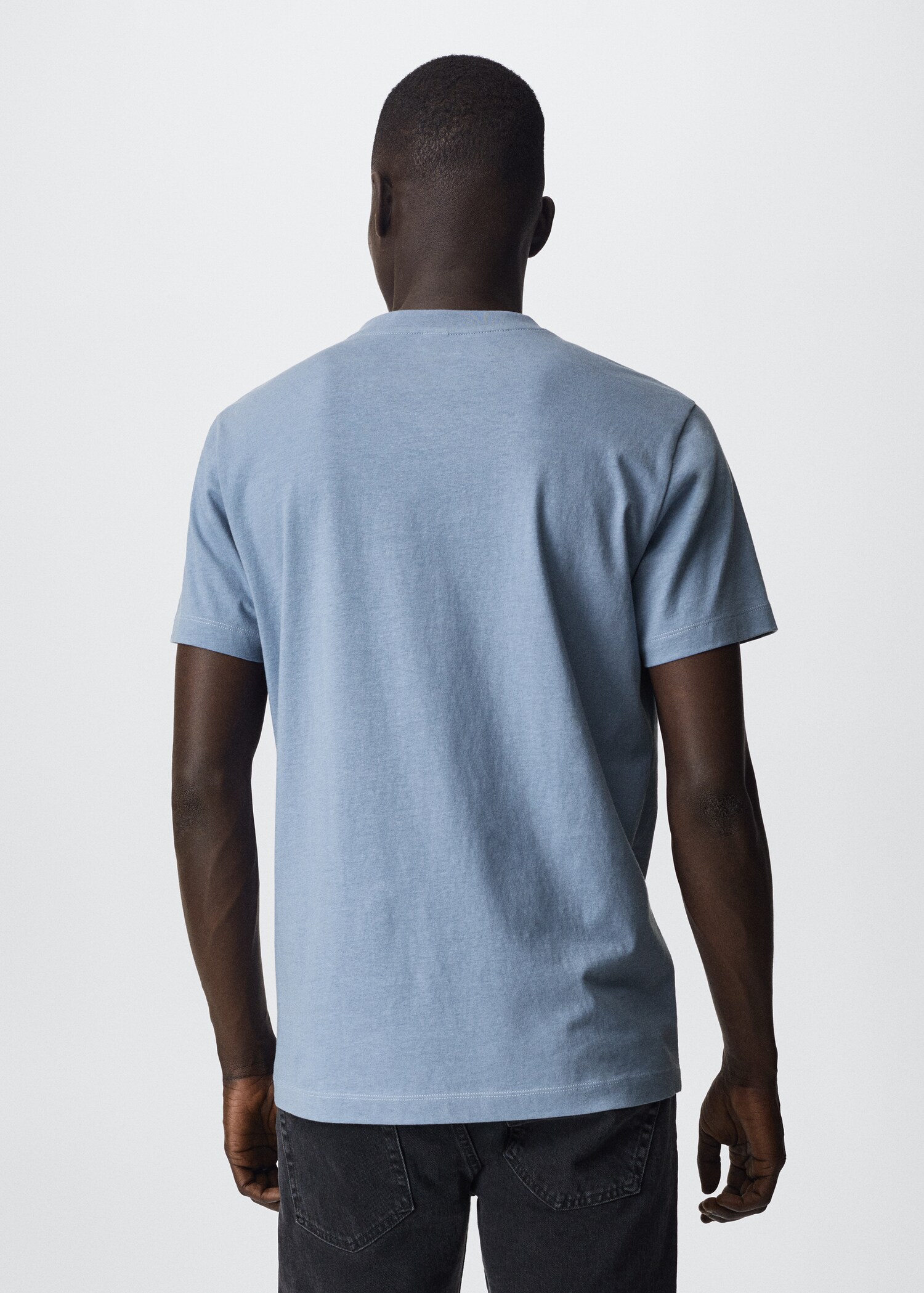 Sustainable cotton basic T-shirt - Reverse of the article