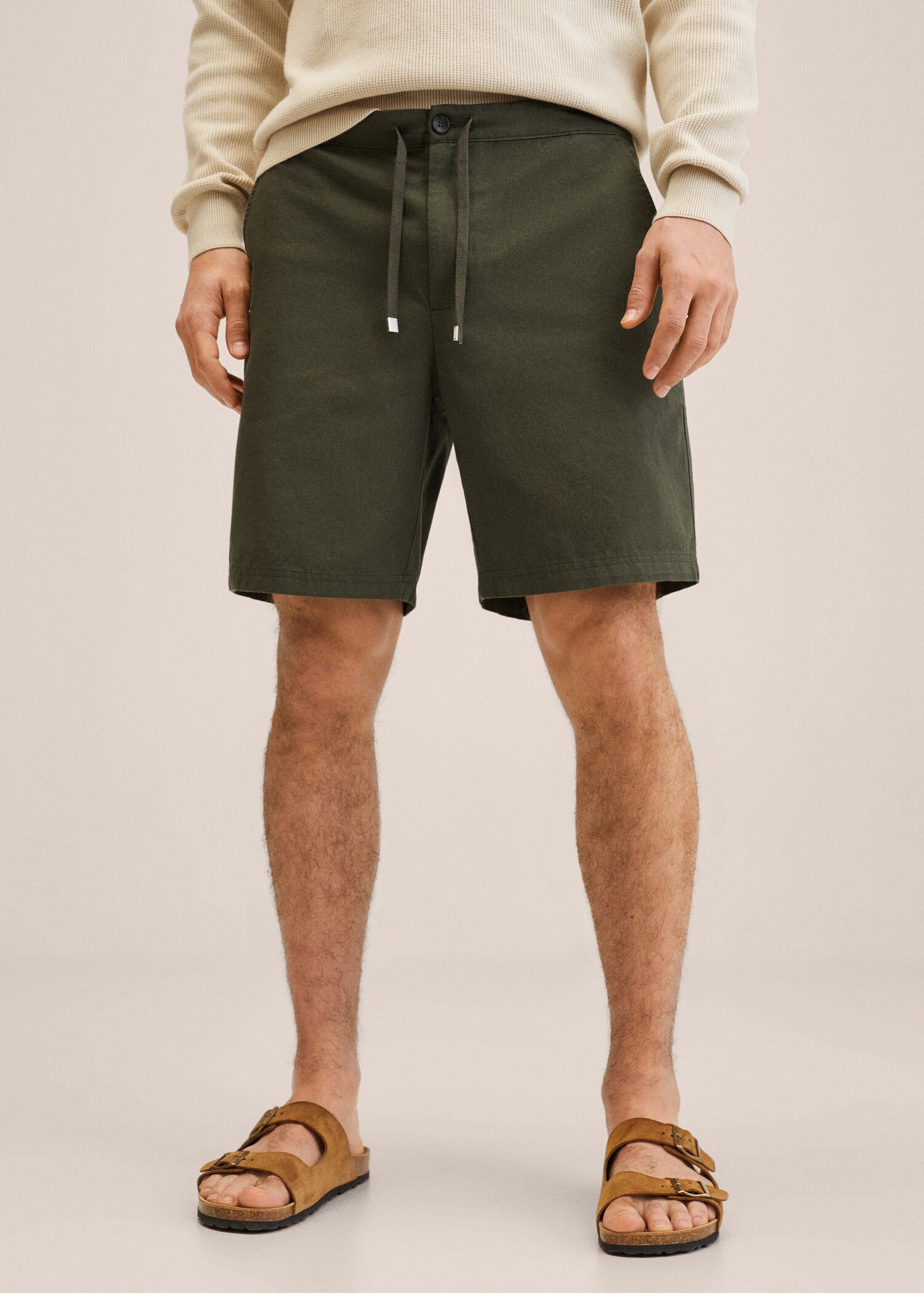 Bermudashorts aus Baumwoll-/Leinen-Mix mit Kordelzug - Mittlere Ansicht