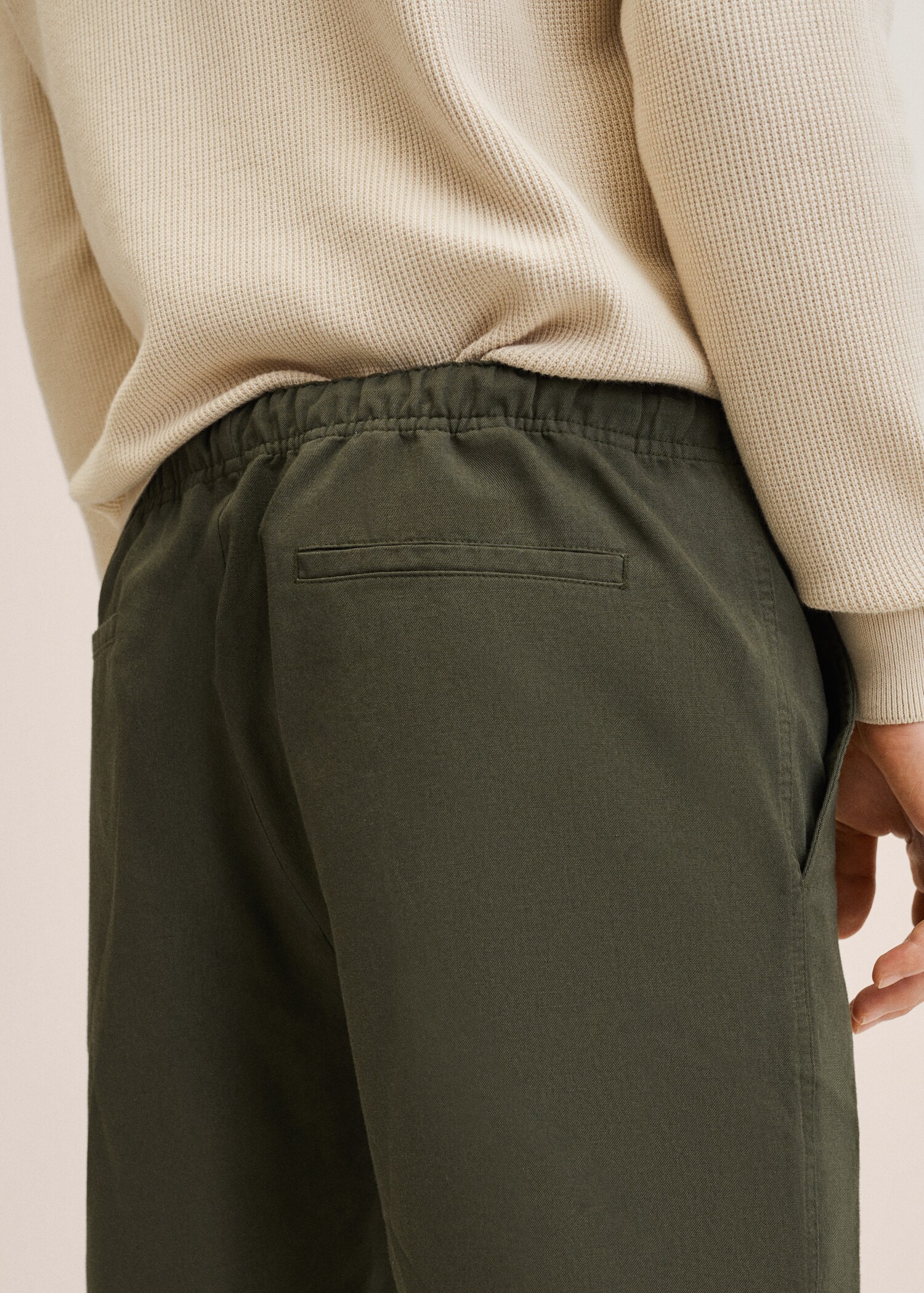 Bermudashorts aus Baumwoll-/Leinen-Mix mit Kordelzug - Detail des Artikels 3