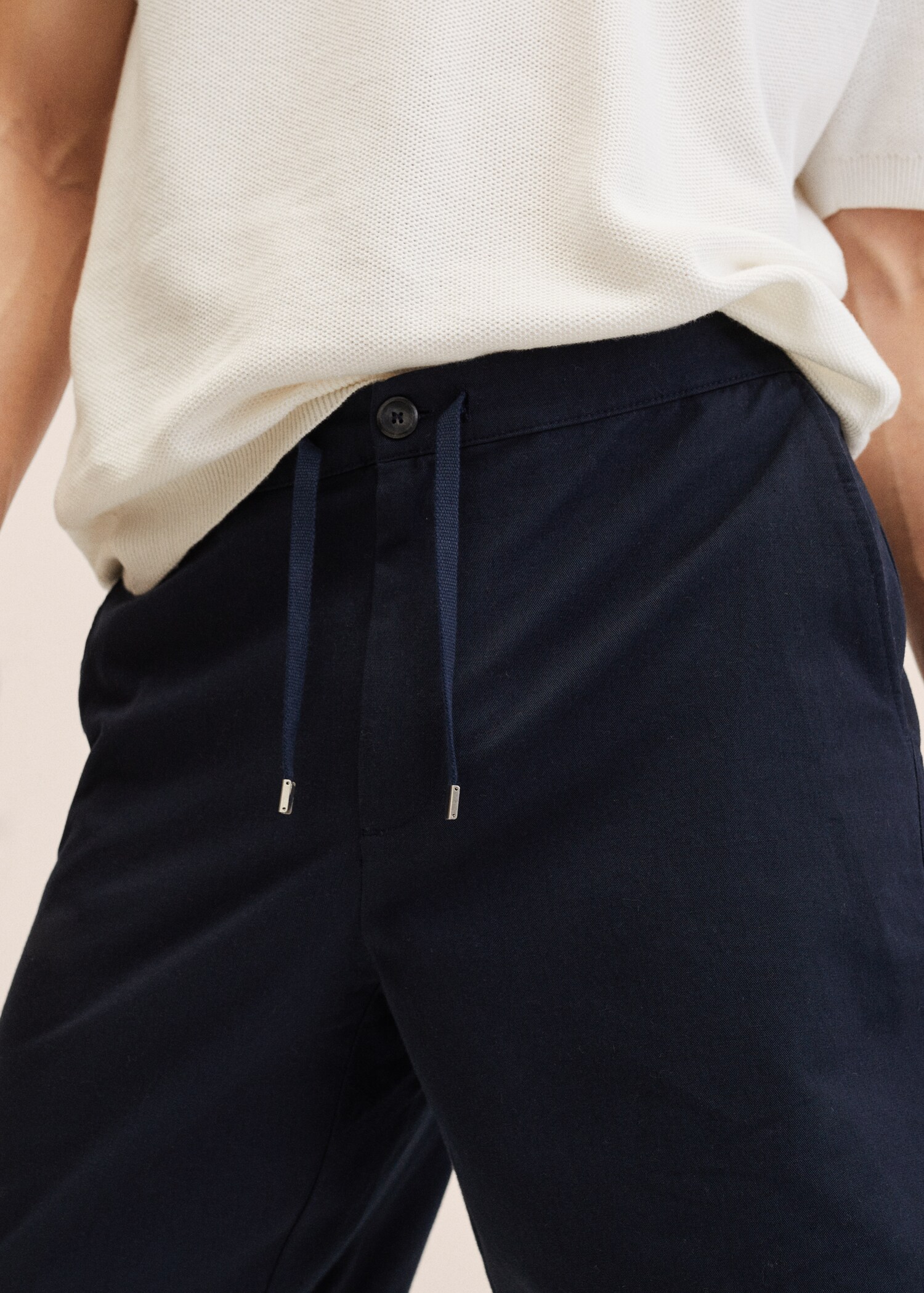 Bermudashorts aus Baumwoll-/Leinen-Mix mit Kordelzug - Detail des Artikels 1
