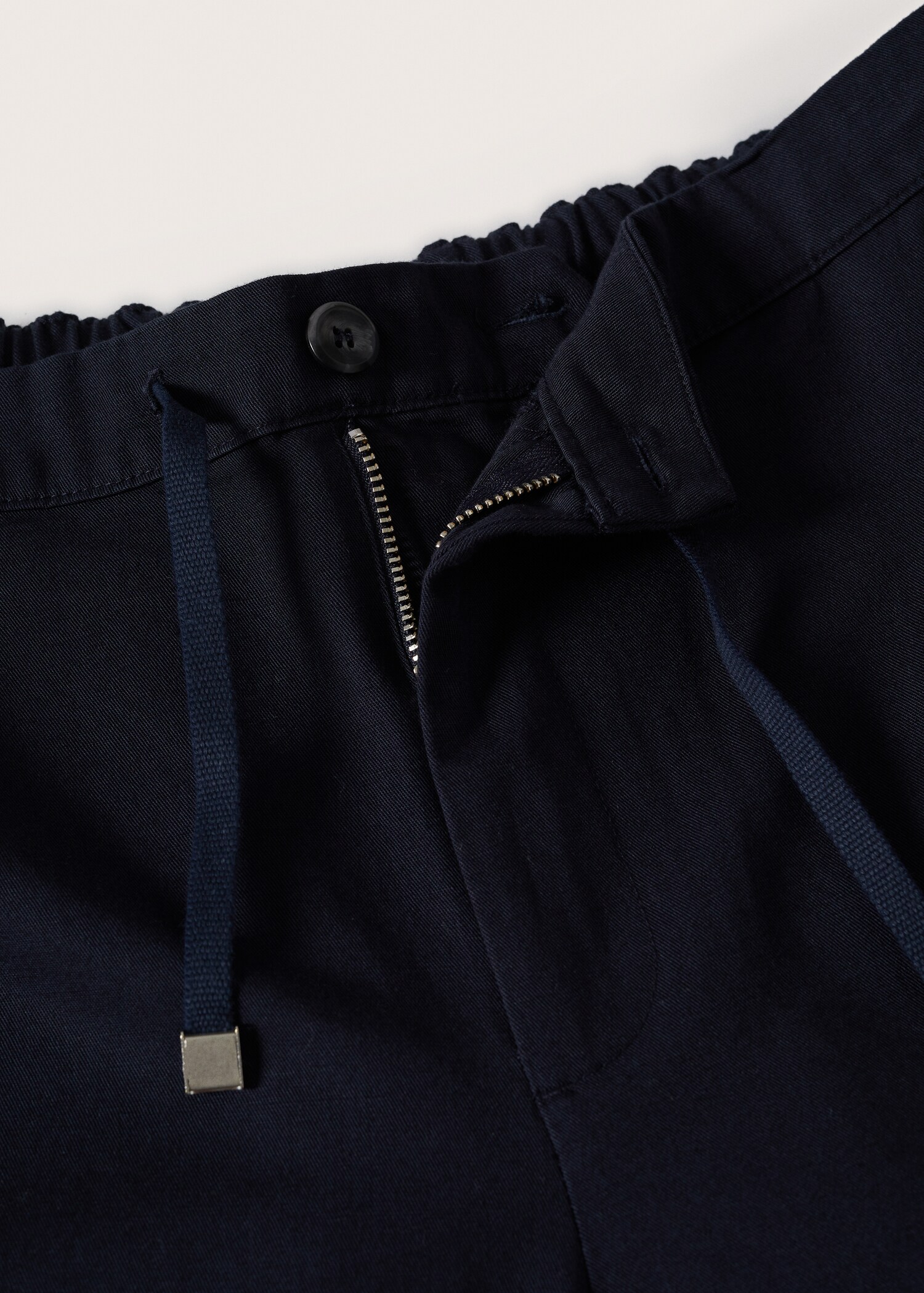 Bermudashorts aus Baumwoll-/Leinen-Mix mit Kordelzug - Detail des Artikels 8
