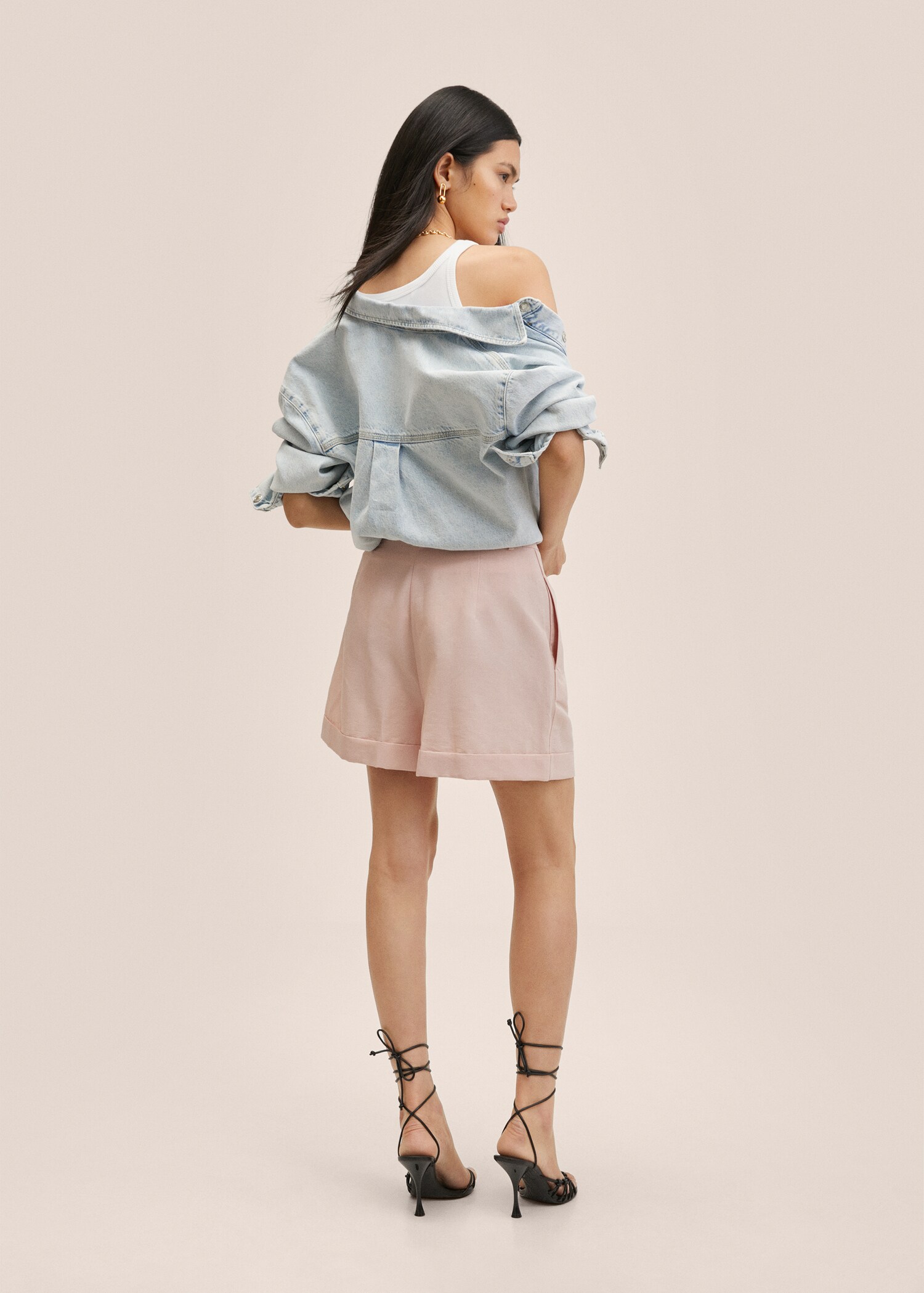 Pleated linen short - Reverse of the article