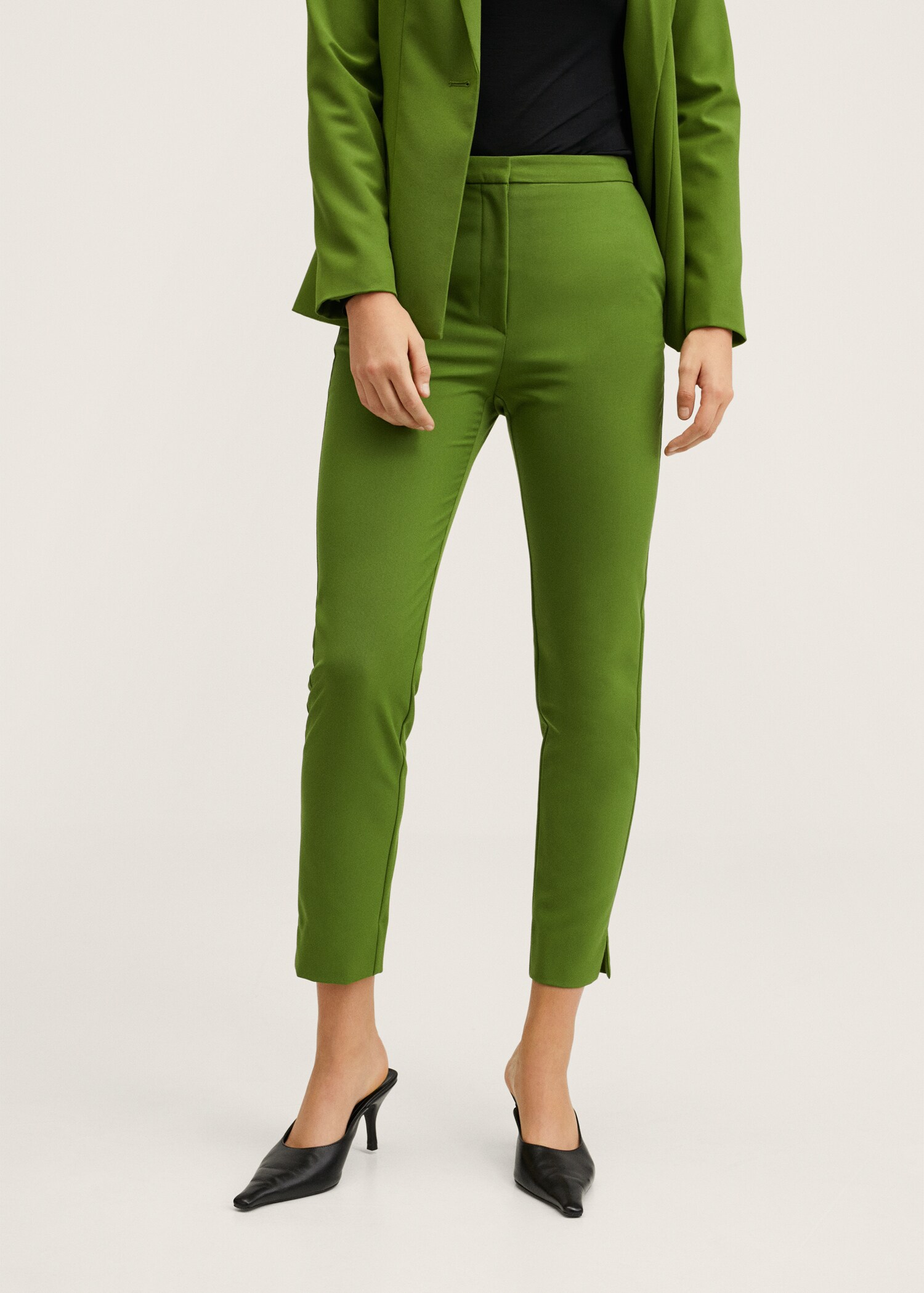 Oblekové kalhoty slim fit - Náhled ve středové rovině
